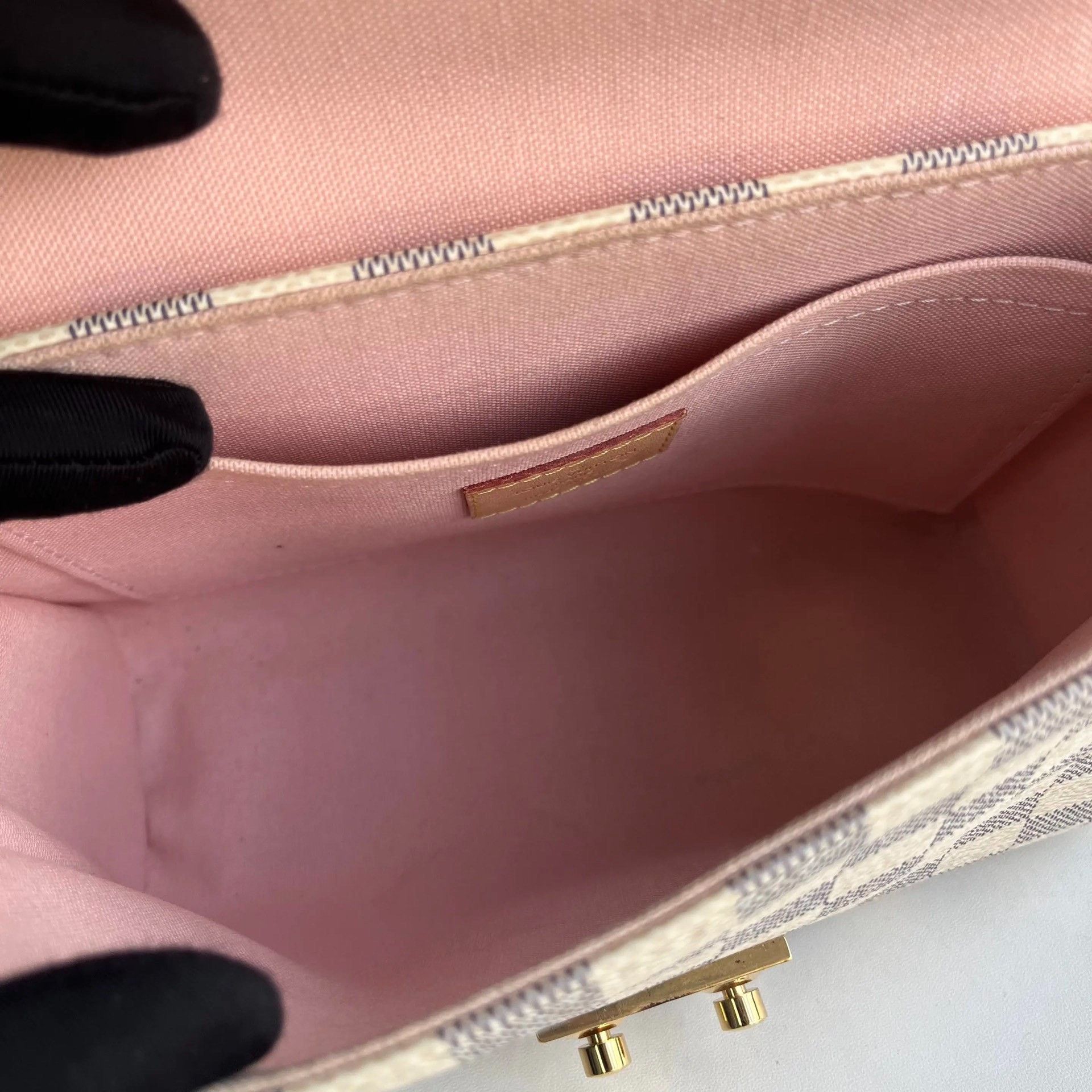 Louis Vuitton Pre-loved Bag Very good condition Size ONE SIZE - 8 Thumbnail