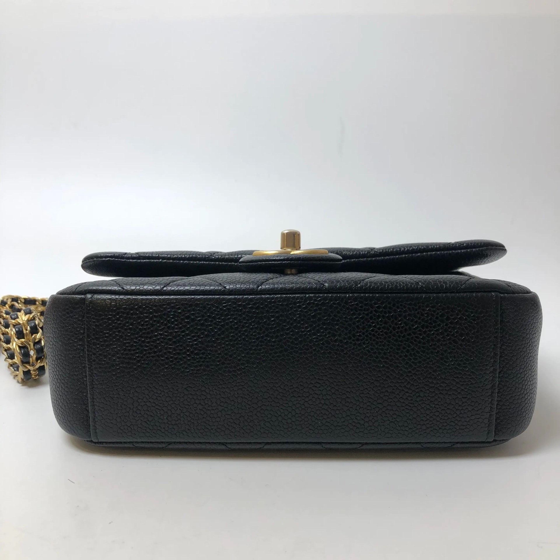 Chanel Pre-loved Bag Very good condition Size ONE SIZE - 8 Thumbnail