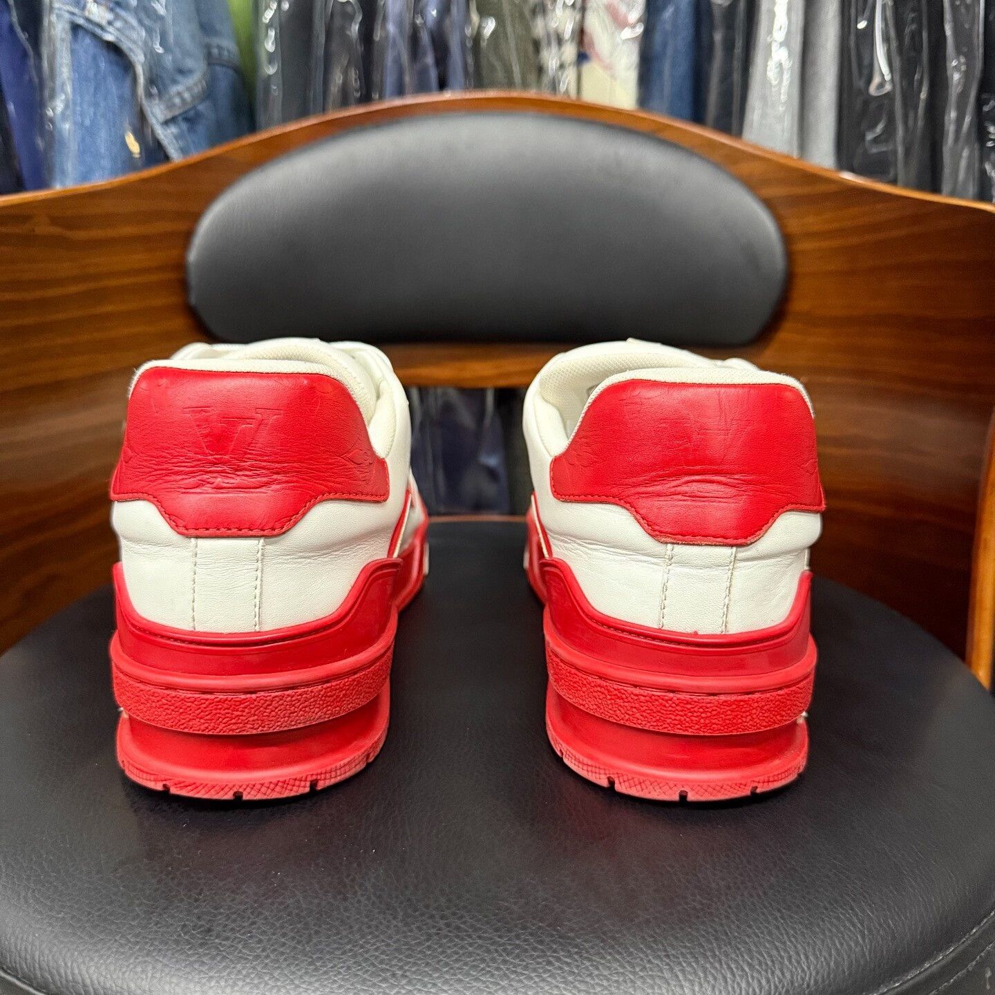 Louis Vuitton Louis Vuitton Training Red Lowtop Sneakers 9 Men Size US 9 / EU 42 - 3 Thumbnail