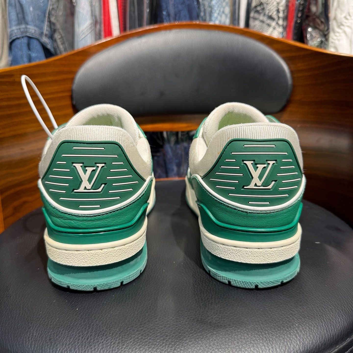 Louis Vuitton Louis Vuitton Training Green Lowtop Sneakers 8.5 Men Size US 8.5 / EU 41-42 - 5 Thumbnail