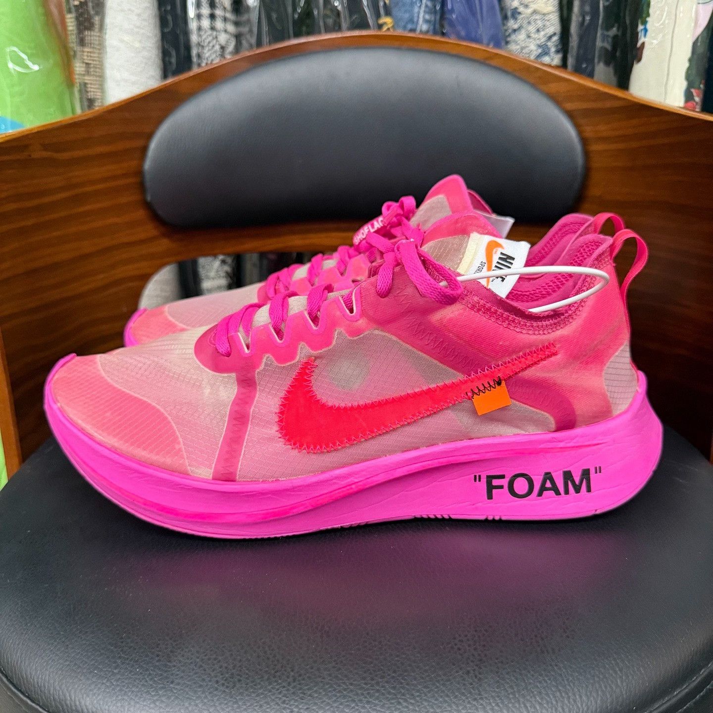 Nike Nike ZOOMFLY1 Collab Pink Lowtop Sneakers 11.5 Men Size US 11.5 / EU 44-45 - 6 Thumbnail