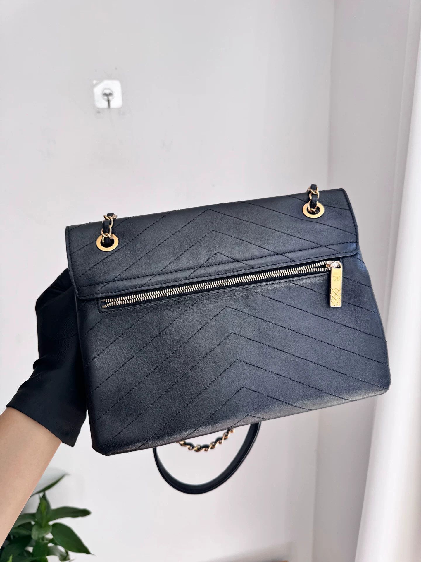 Chanel Pre-loved Bag Very good condition Size ONE SIZE - 6 Thumbnail