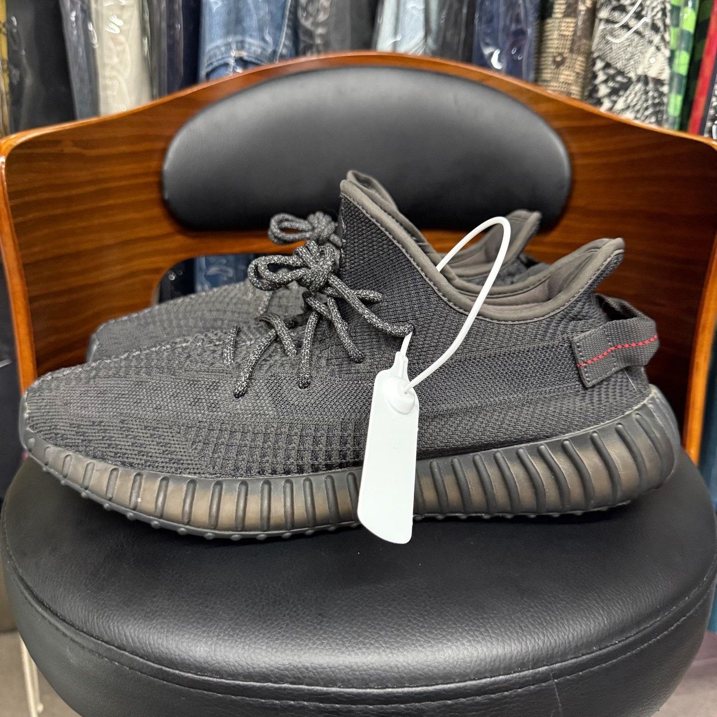 Adidas Adidas YEEZY350 Black Lowtop Sneakers 12 Men Size US 12 / EU 45 - 6 Thumbnail