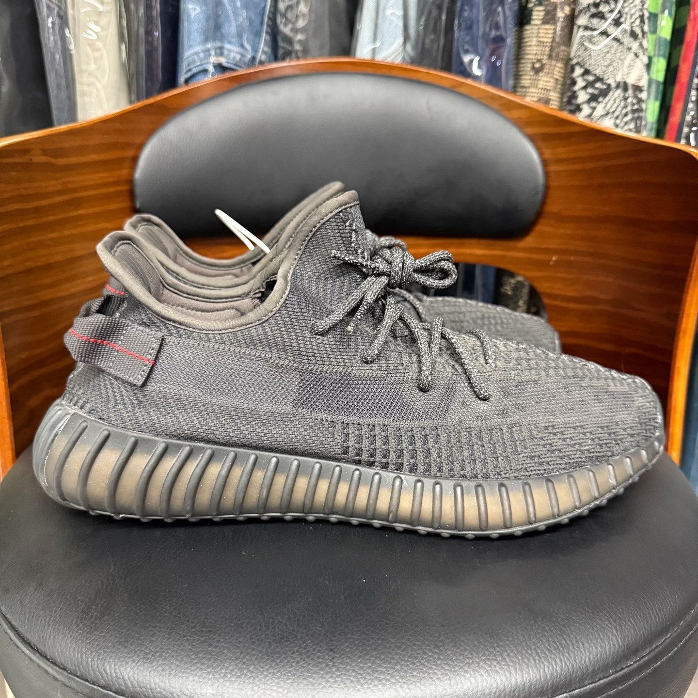 Adidas Adidas YEEZY350 Black Lowtop Sneakers 12 Men Size US 12 / EU 45 - 4 Thumbnail