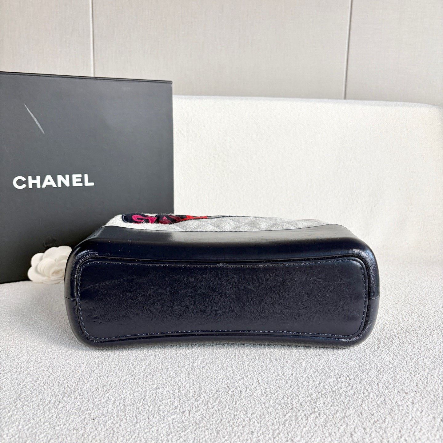 Chanel Pre-loved Bag Very good condition Size ONE SIZE - 5 Thumbnail