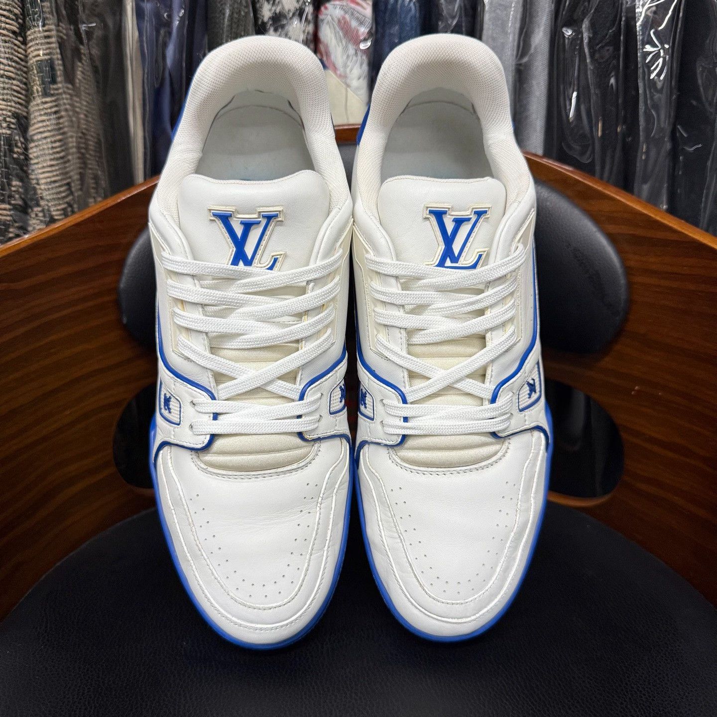 Louis Vuitton Louis Vuitton Training Blue Lowtop Sneakers 9 Men Size US 9 / EU 42 - 5 Thumbnail