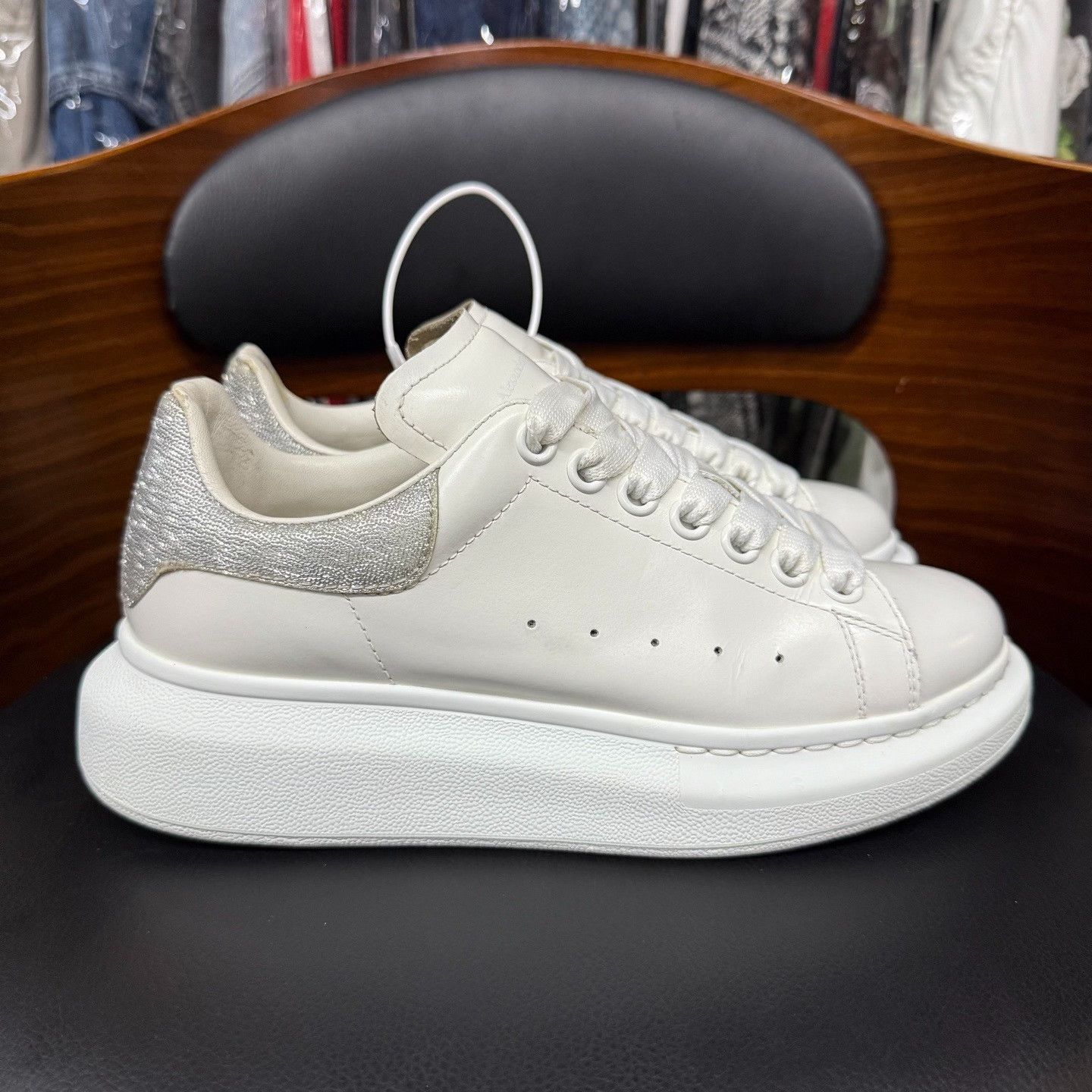 Alexander McQueen White Lowtop Sneakers us_6-5 Women Size US 6.5 / IT 36.5 - 4 Thumbnail