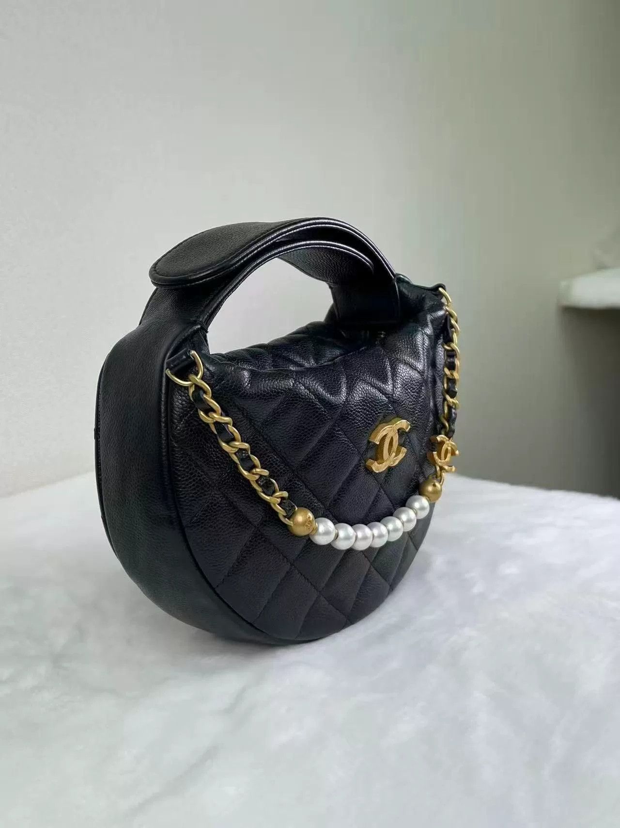 Chanel Pre-loved Bag Very good condition Size ONE SIZE - 3 Thumbnail