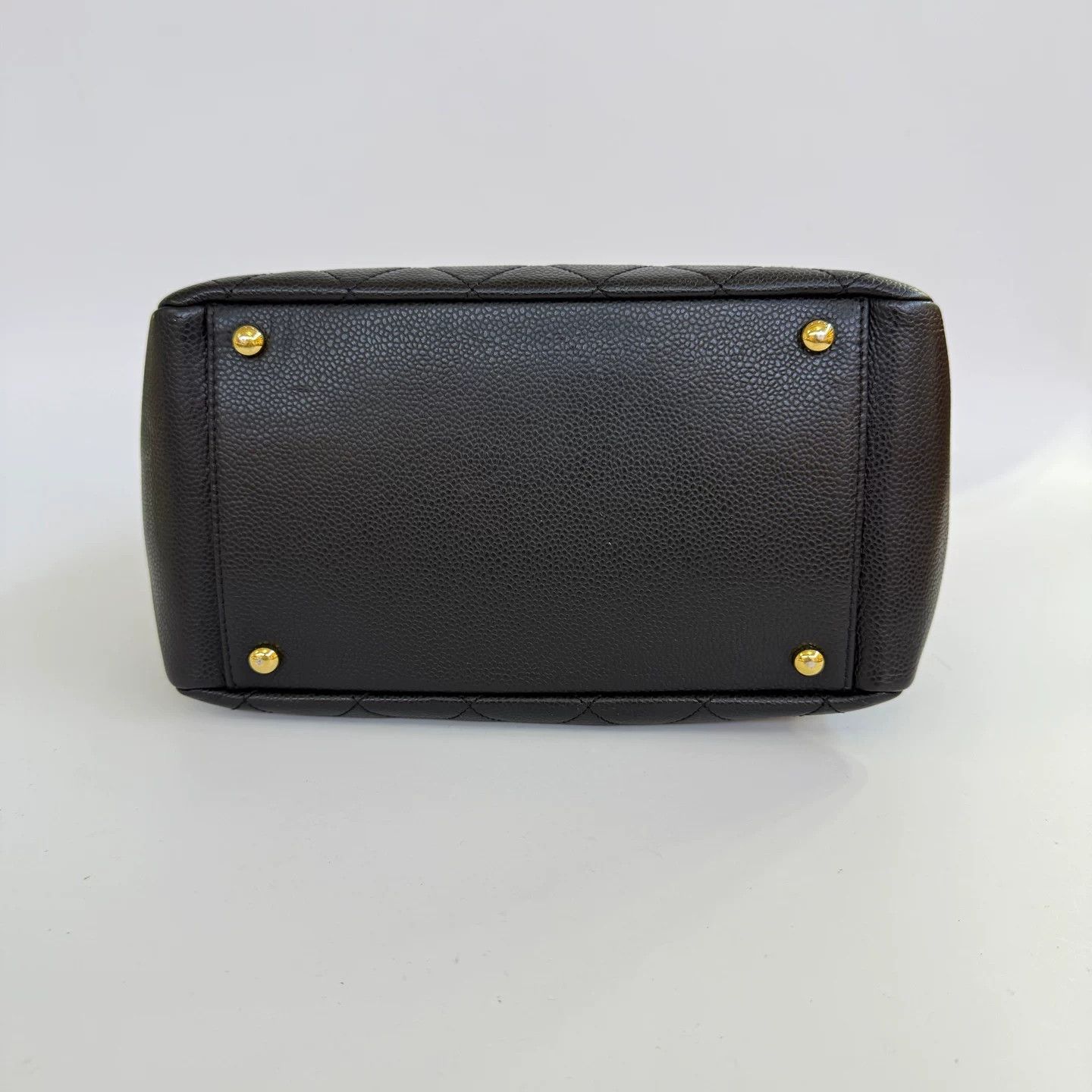 Chanel Pre-loved Bag Very good condition Size ONE SIZE - 5 Thumbnail