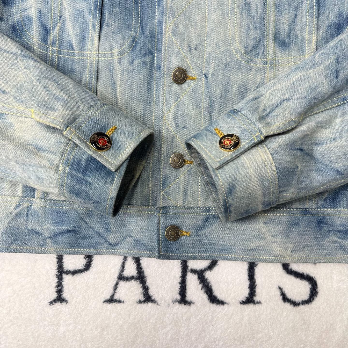 Gucci Gucci Denim Jacket L Women Size L / US 10 / IT 46 - 2 Thumbnail