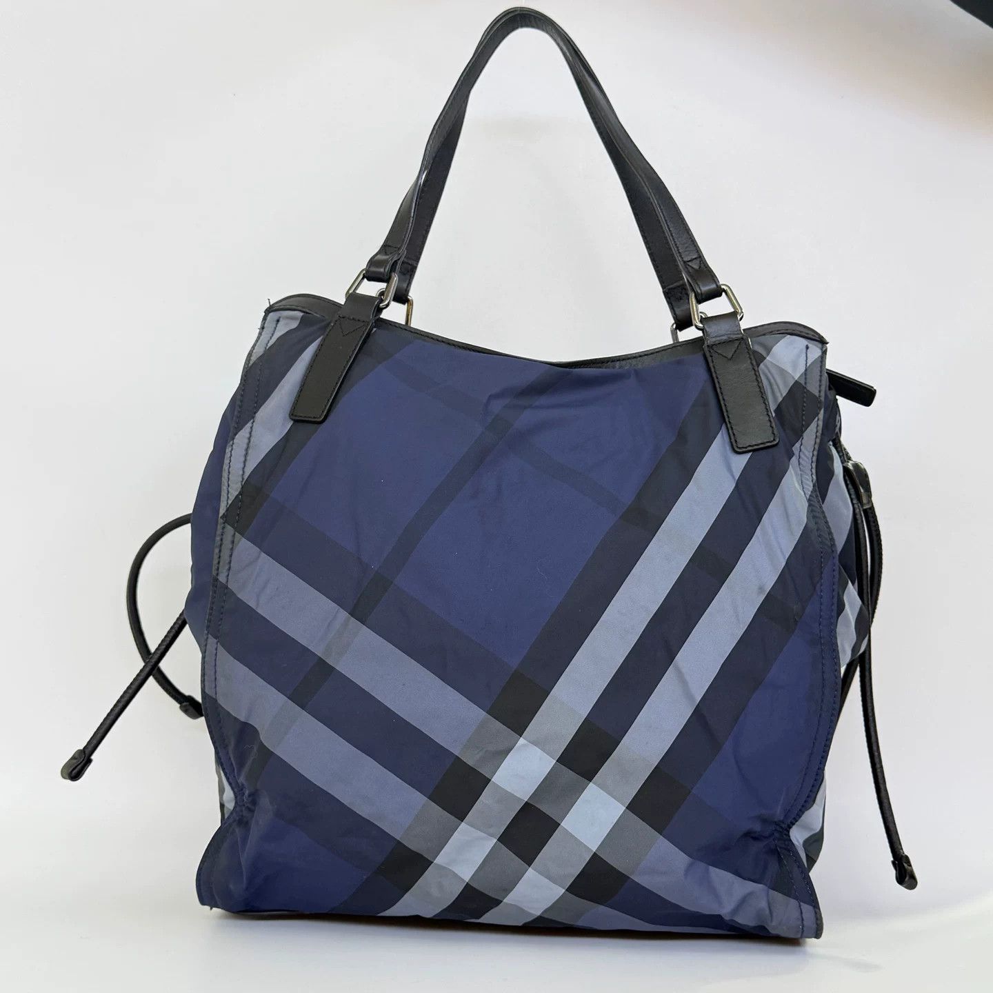 Burberry Pre-loved Bag Very good condition Size ONE SIZE - 2 Thumbnail