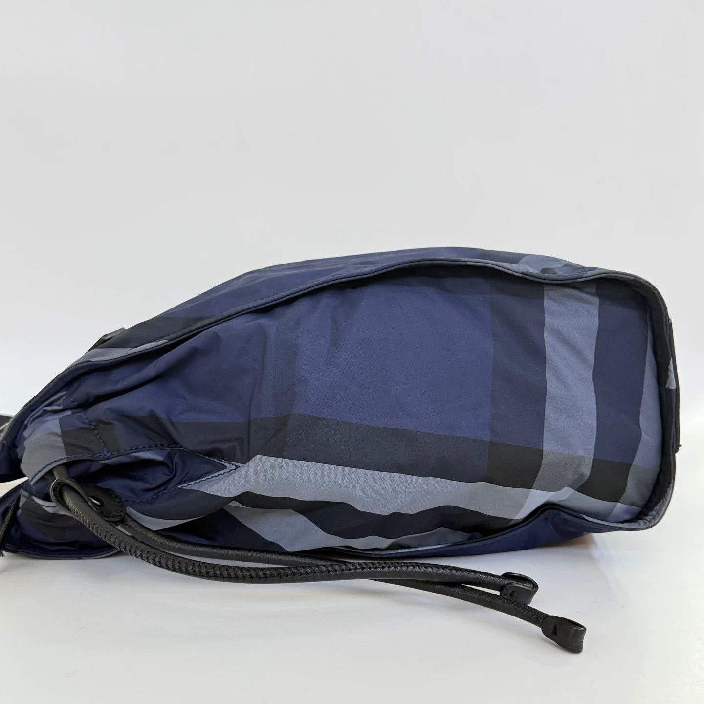 Burberry Pre-loved Bag Very good condition Size ONE SIZE - 4 Thumbnail