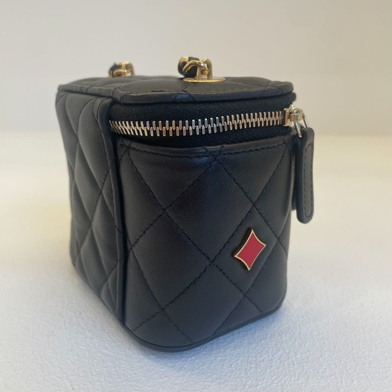Chanel Pre-loved Bag Very good condition Size ONE SIZE - 4 Thumbnail