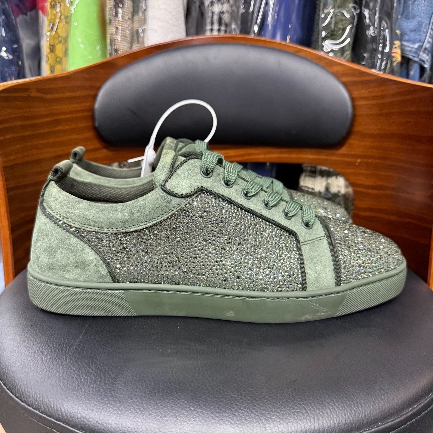 Christian Louboutin Christian Louboutin Casual Red Lowtop Sneakers 11.5 Men Size US 11.5 / EU 44-45 - 4 Thumbnail