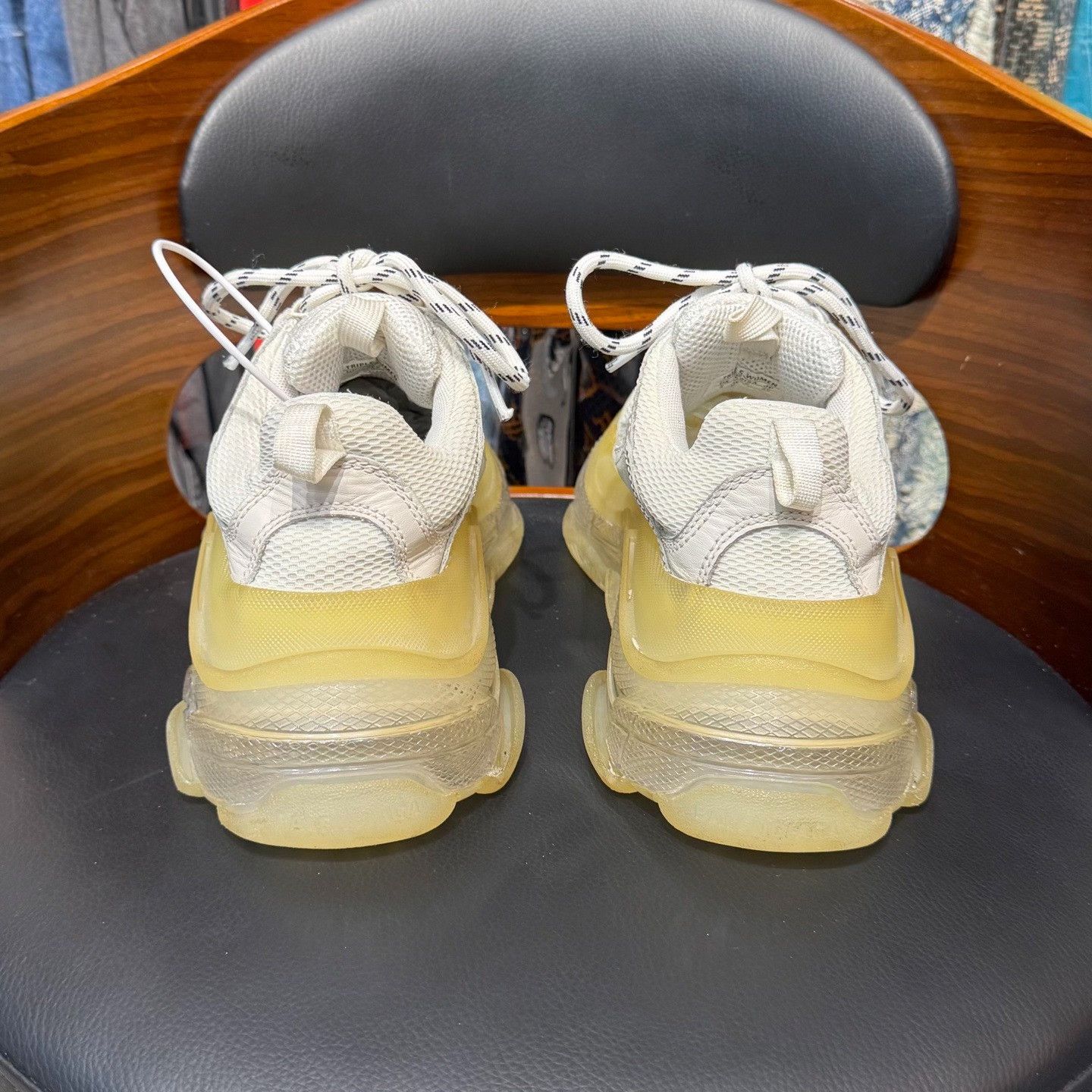 Balenciaga Balenciaga Clear Lowtop Sneakers us_7-5 Women Size US 7.5 / IT 37.5 - 3 Thumbnail