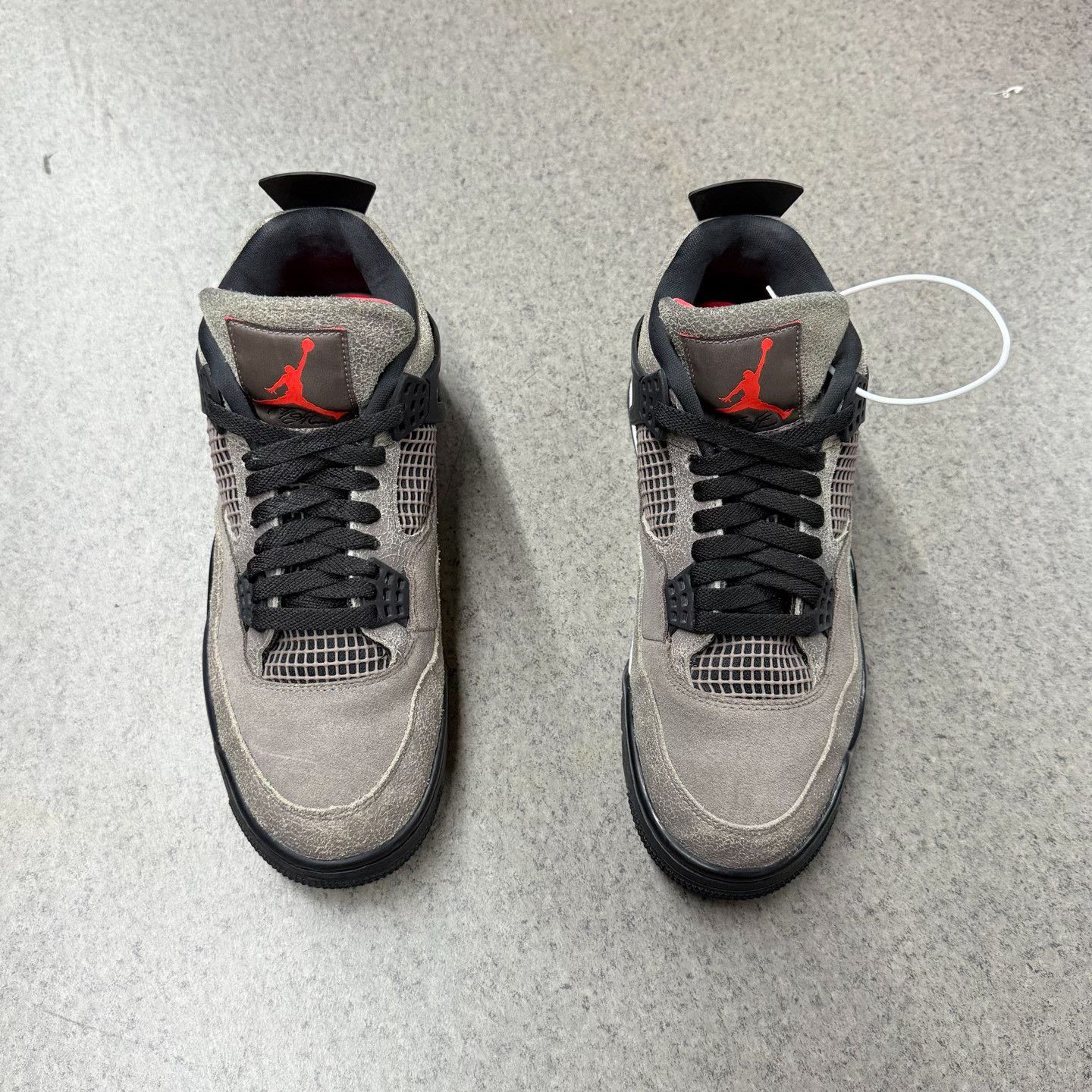 Nike Nike AJ4 Lowtop Sneakers 10 Men Size US 10 / EU 43 - 5 Thumbnail