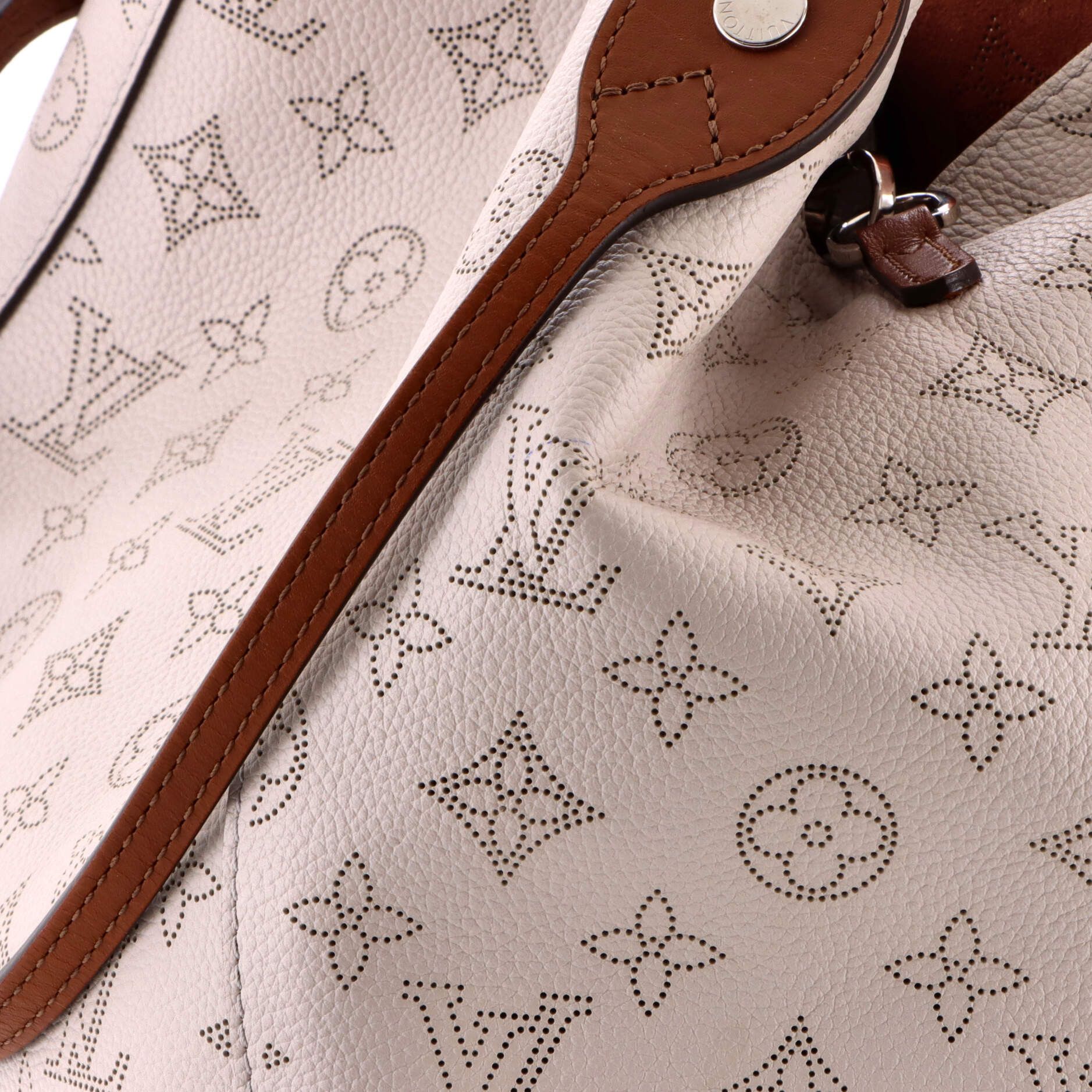 Louis Vuitton Hina Handbag Size ONE SIZE - 8 Thumbnail