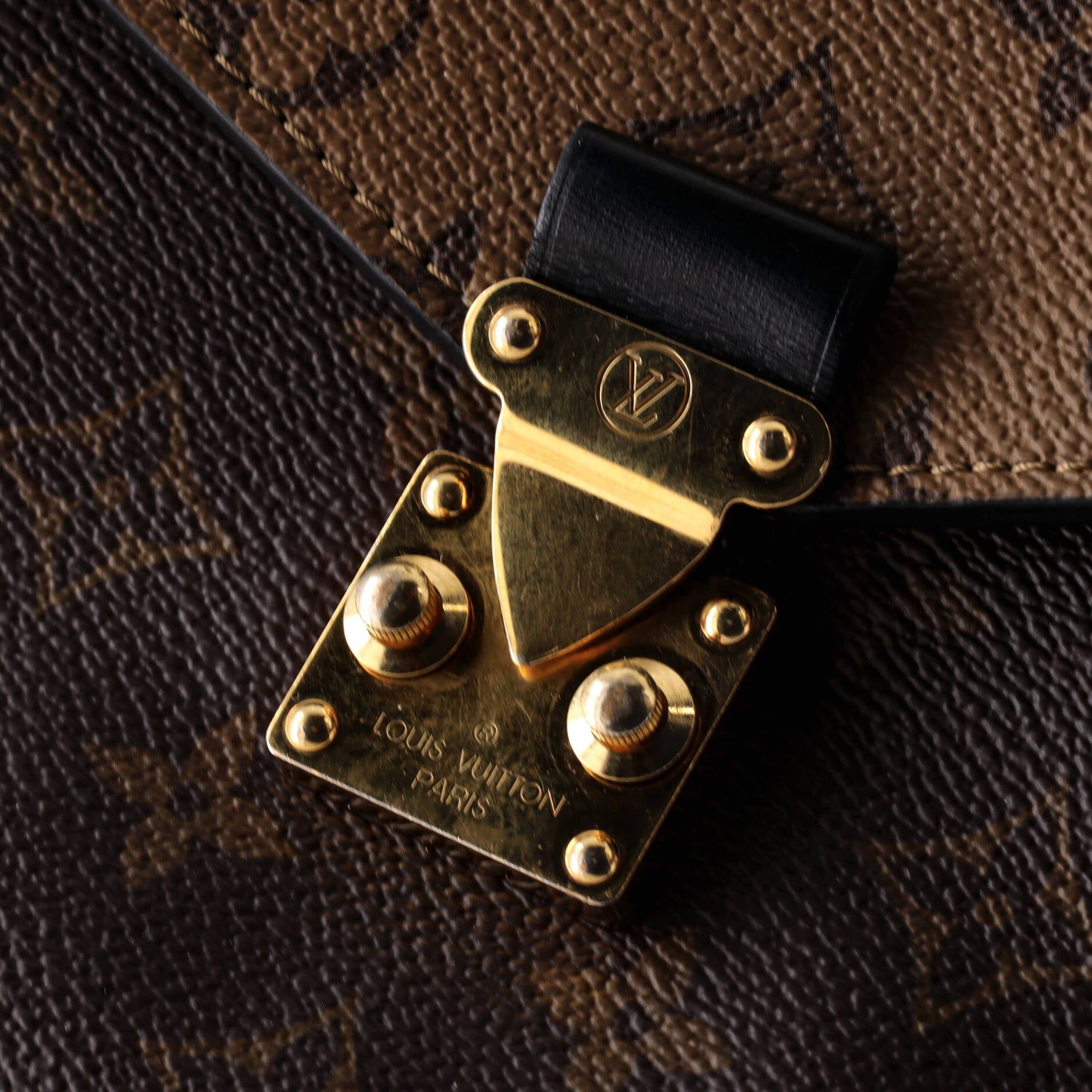 Louis Vuitton Pochette Metis Size ONE SIZE - 6 Thumbnail