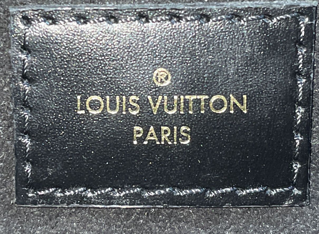 Louis Vuitton Pochette Metis Size ONE SIZE - 8 Thumbnail