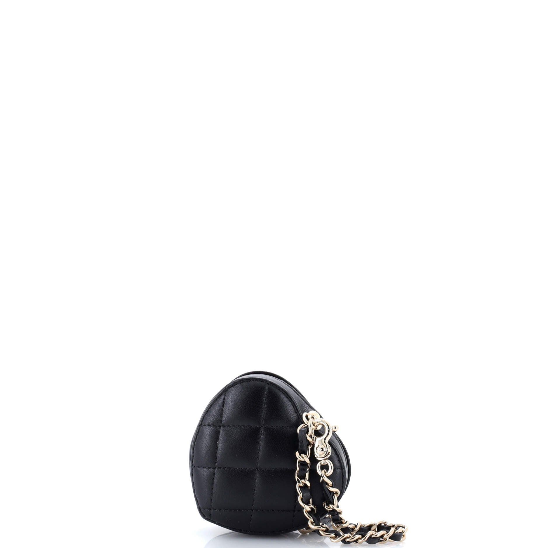 Chanel CC in Love Heart Chain Necklace Zip Coin Purse Size ONE SIZE - 3 Thumbnail