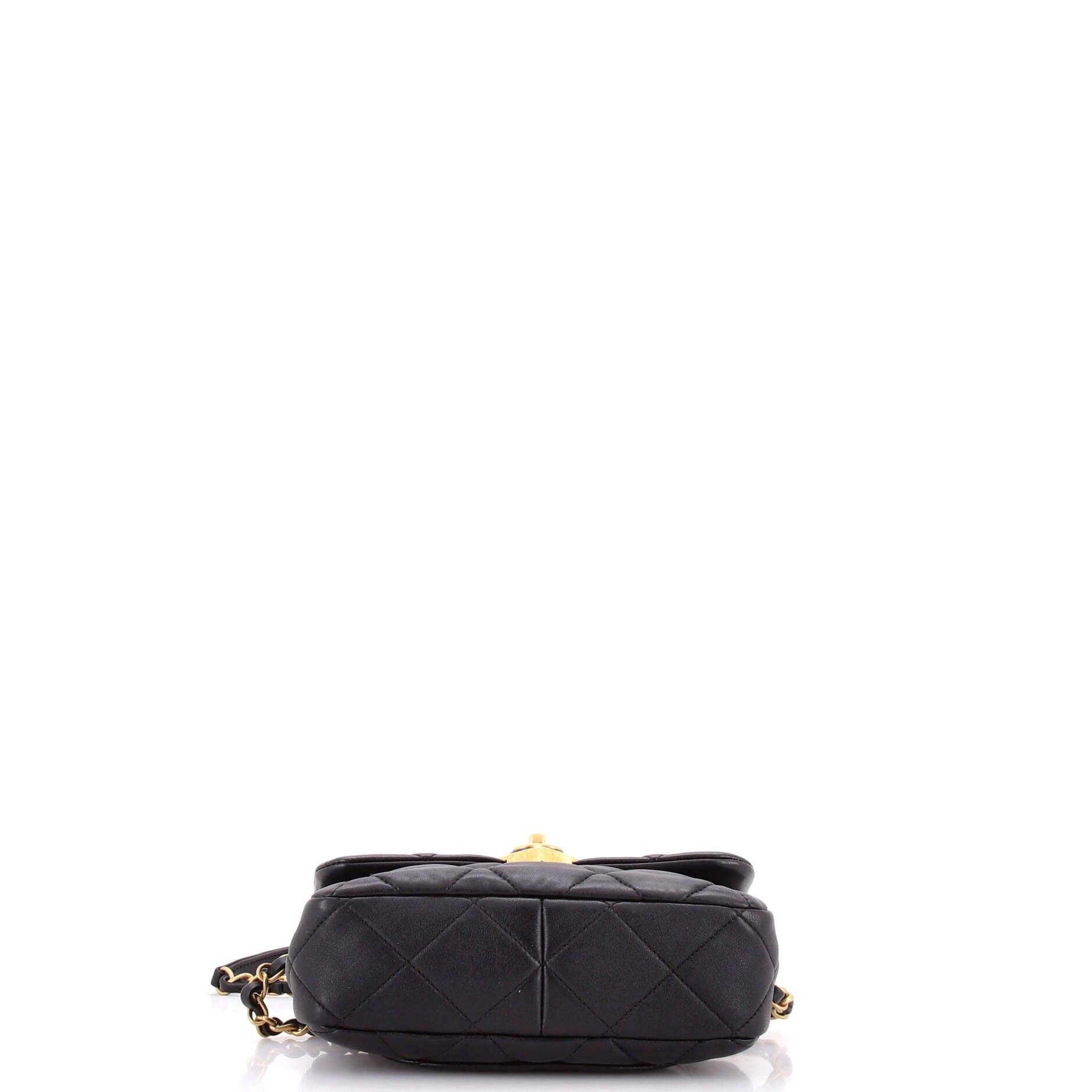 Chanel Coco Love CC Heart Flap Bag Size ONE SIZE - 4 Thumbnail