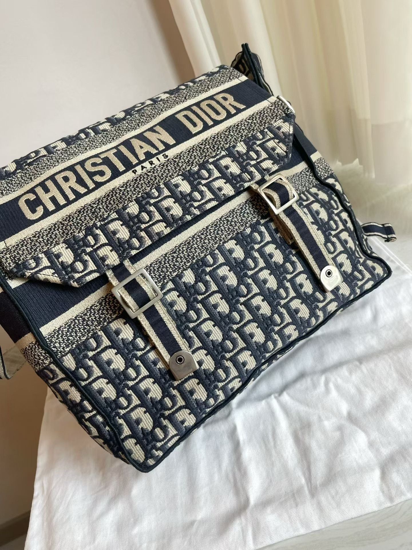 Dior Pre-loved Bag Very good condition Size ONE SIZE - 3 Thumbnail
