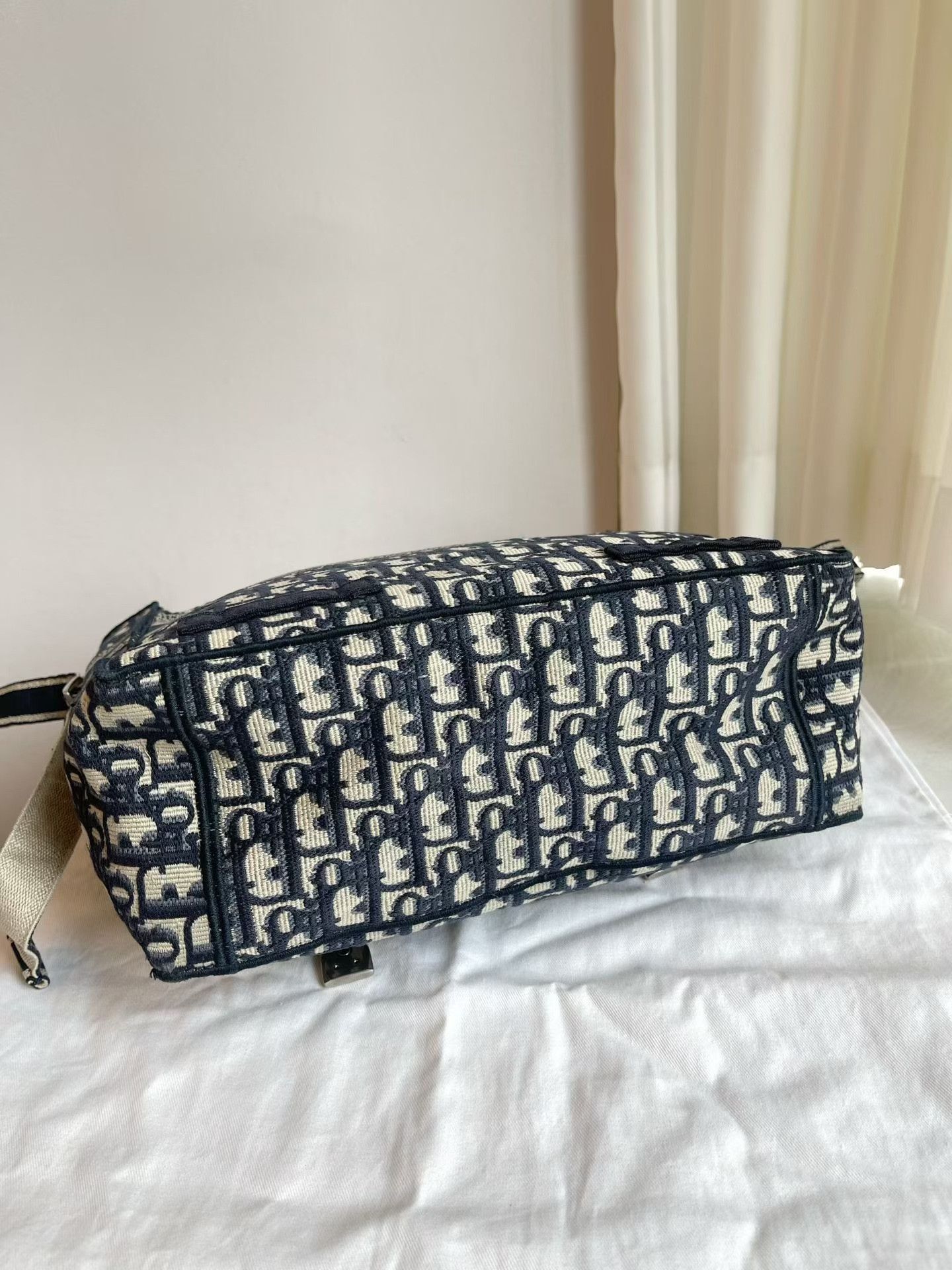 Dior Pre-loved Bag Very good condition Size ONE SIZE - 6 Thumbnail