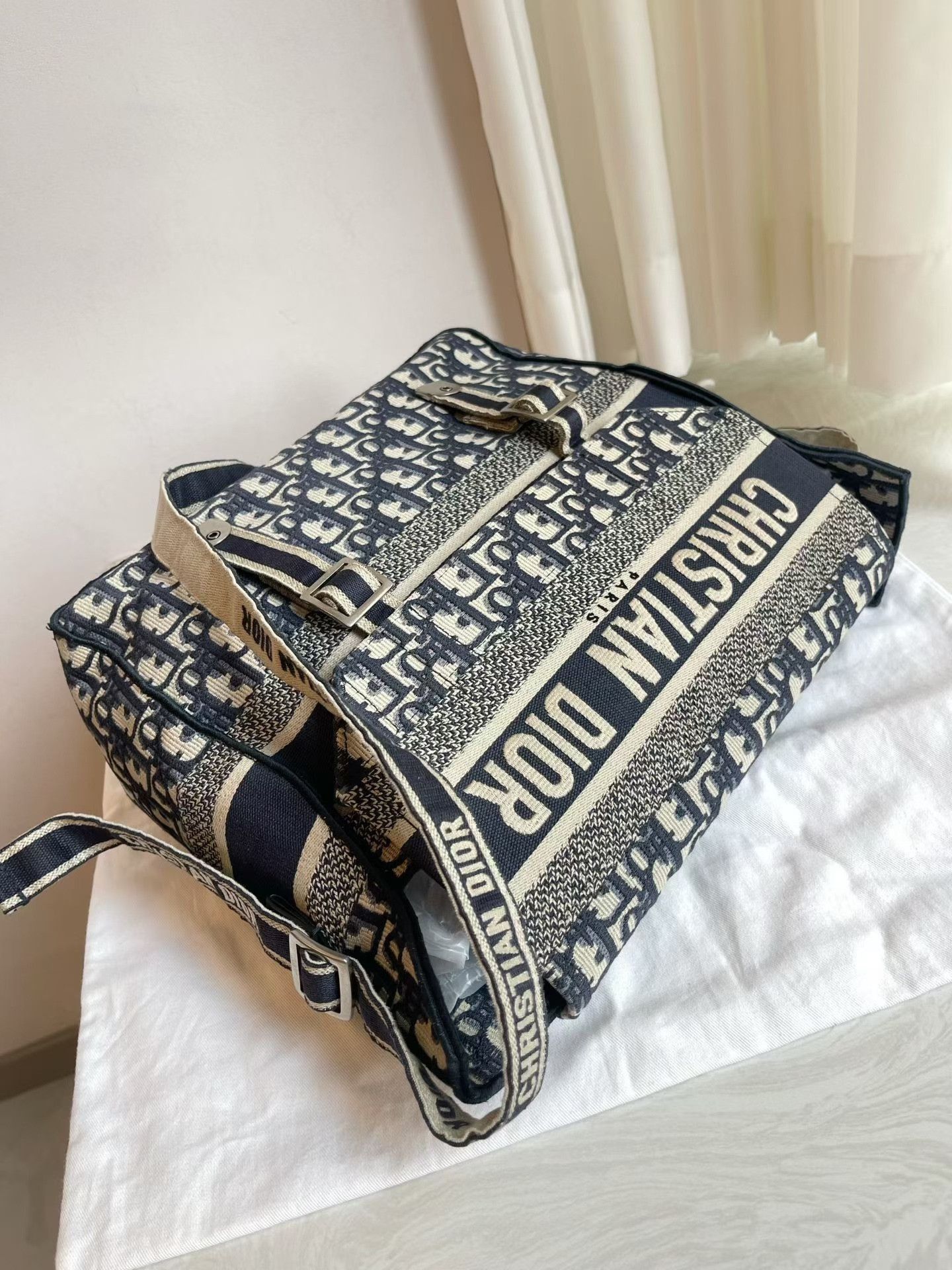 Dior Pre-loved Bag Very good condition Size ONE SIZE - 8 Thumbnail