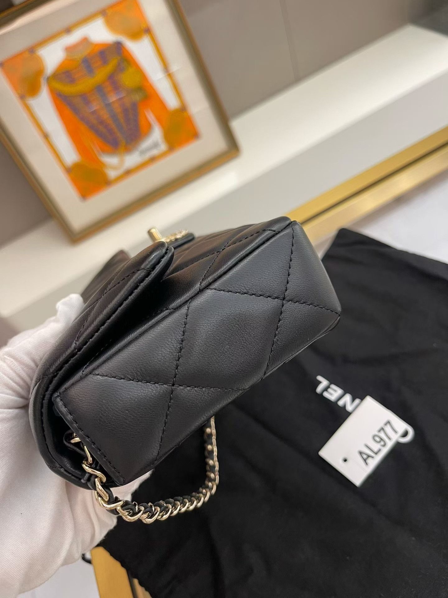 Chanel Pre-loved Bag Very good condition Size ONE SIZE - 4 Thumbnail