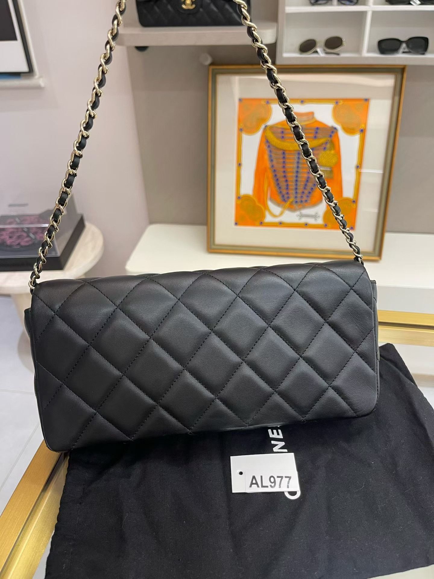 Chanel Pre-loved Bag Very good condition Size ONE SIZE - 5 Thumbnail