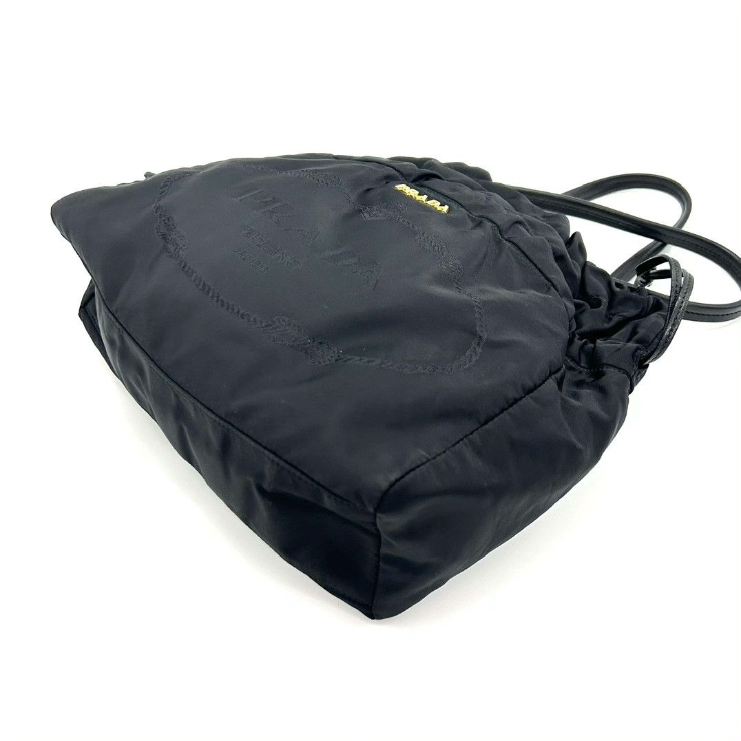 Prada Pre-loved Bag Very good condition Size ONE SIZE - 4 Thumbnail