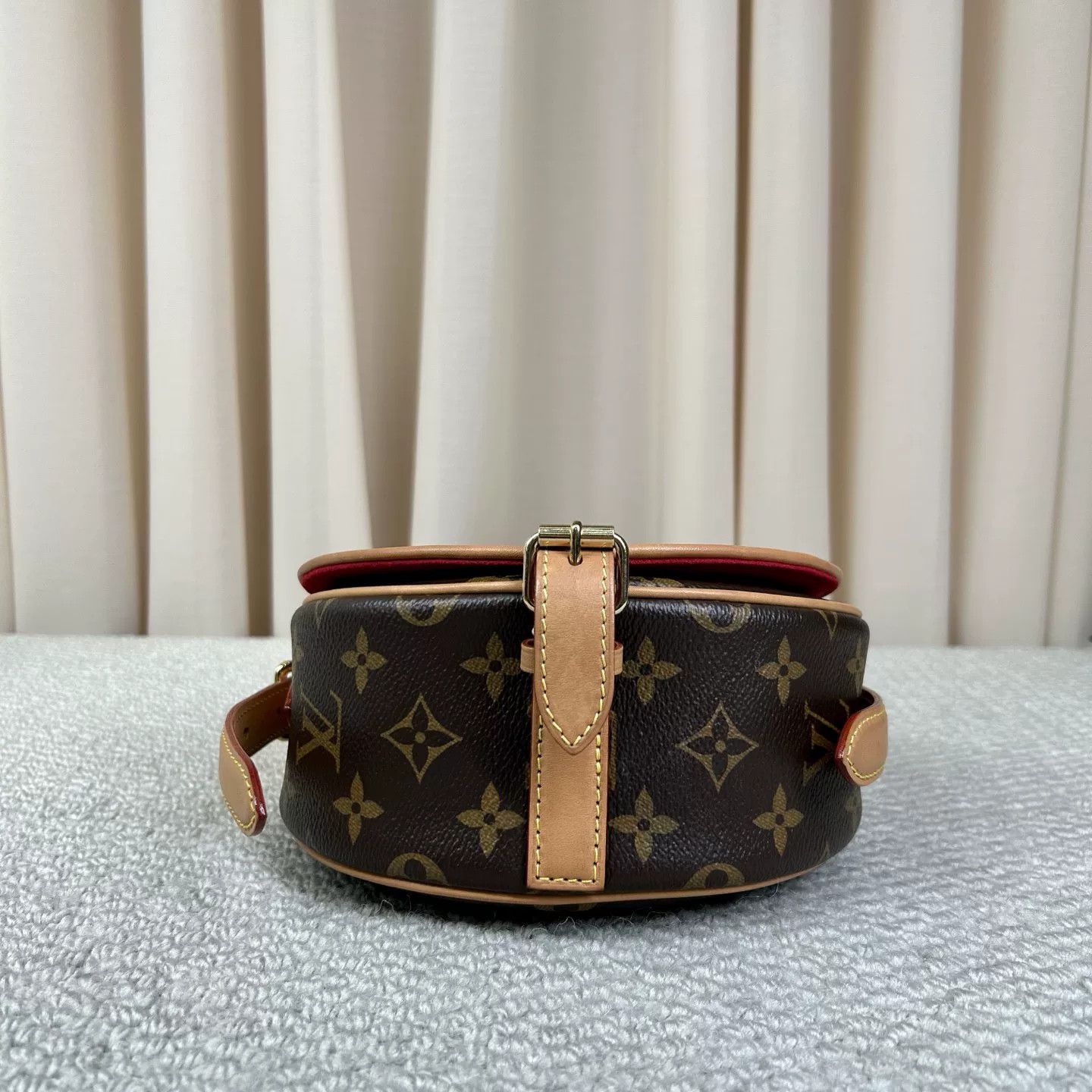 Louis Vuitton Pre-loved Bag Very good condition Size ONE SIZE - 3 Thumbnail