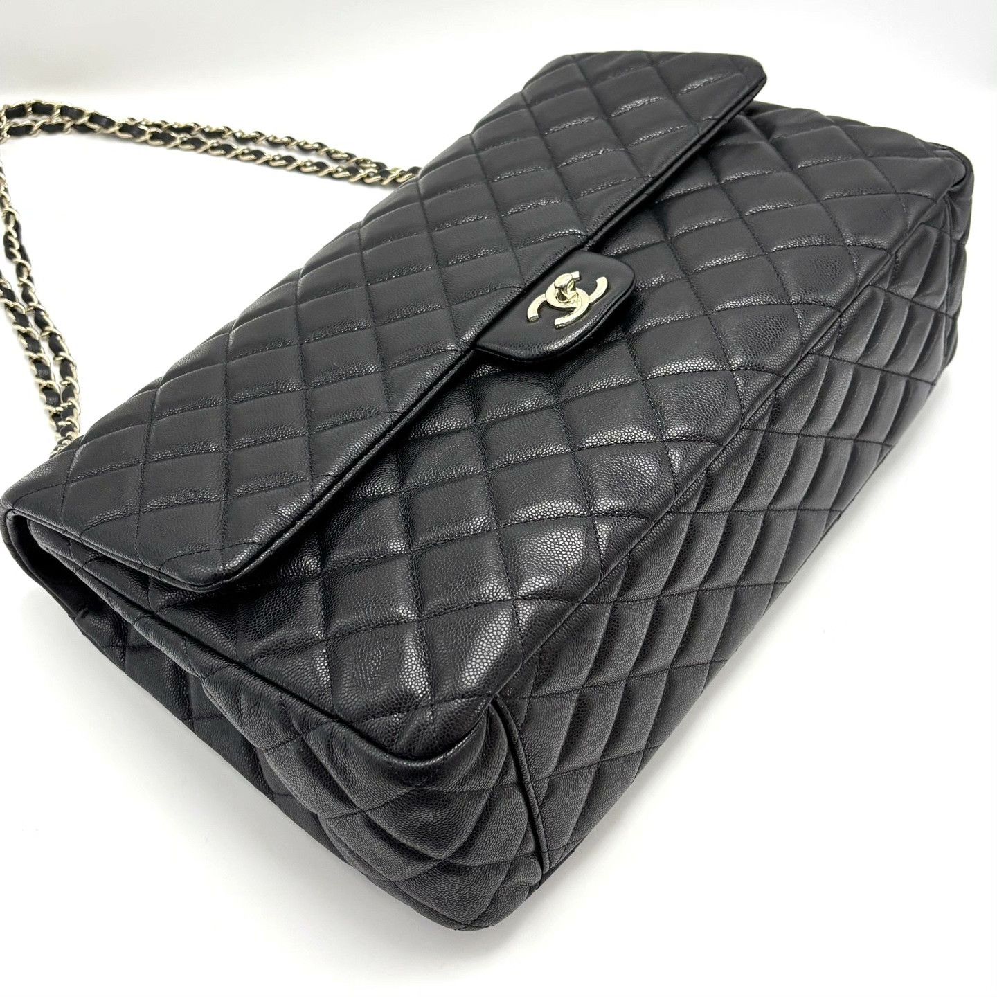 Chanel Pre-loved Bag Very good condition Size ONE SIZE - 3 Thumbnail