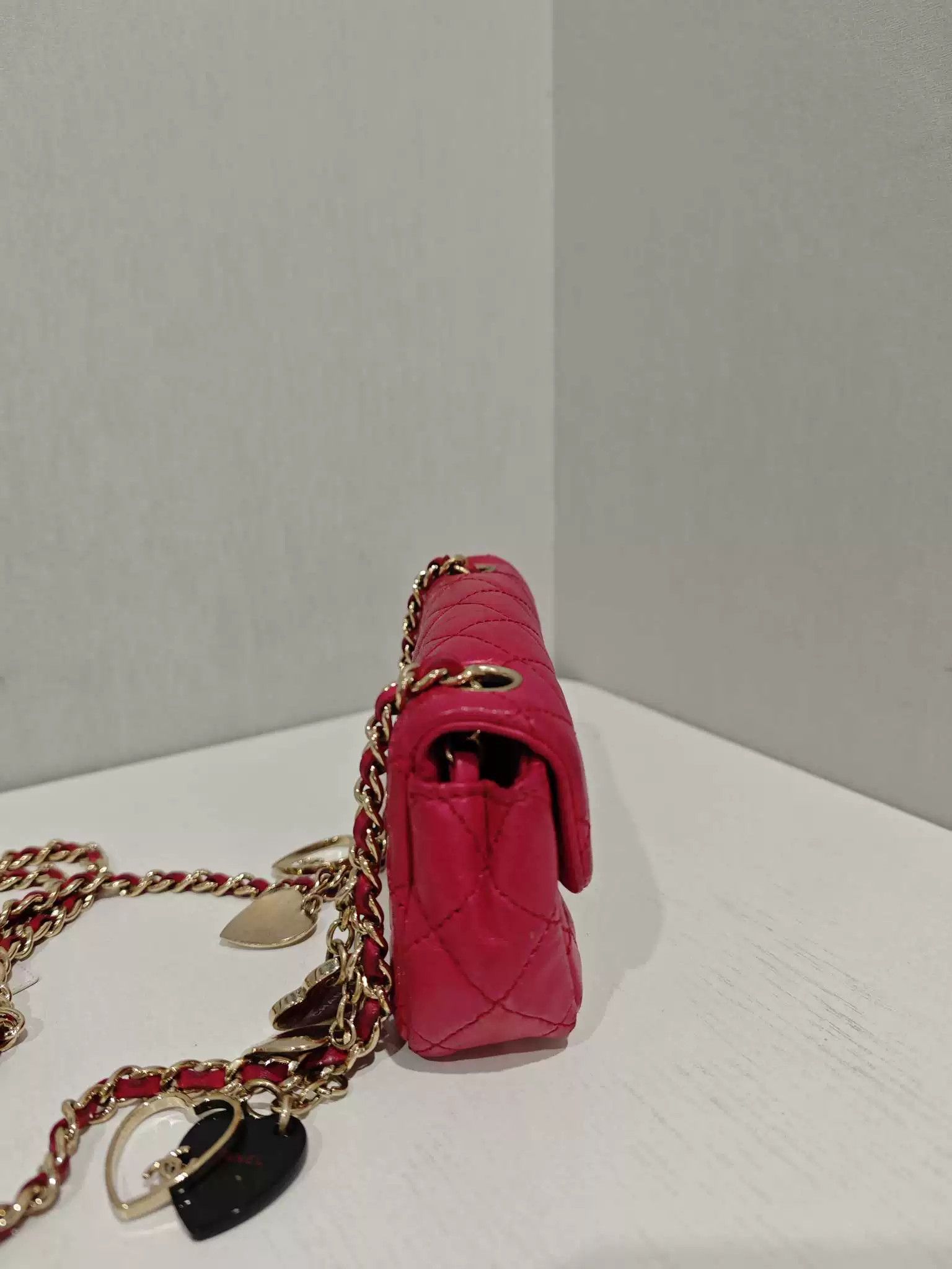 Chanel Pre-loved Bag Very good condition Size ONE SIZE - 3 Thumbnail