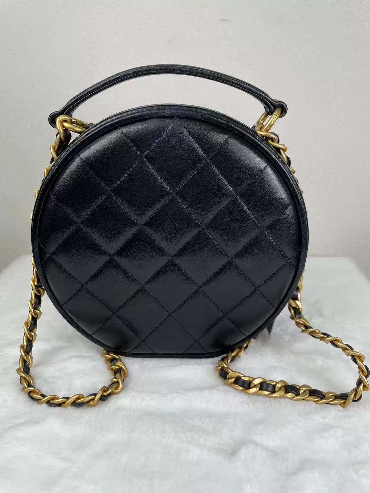 Chanel Pre-loved Bag Very good condition Size ONE SIZE - 6 Thumbnail