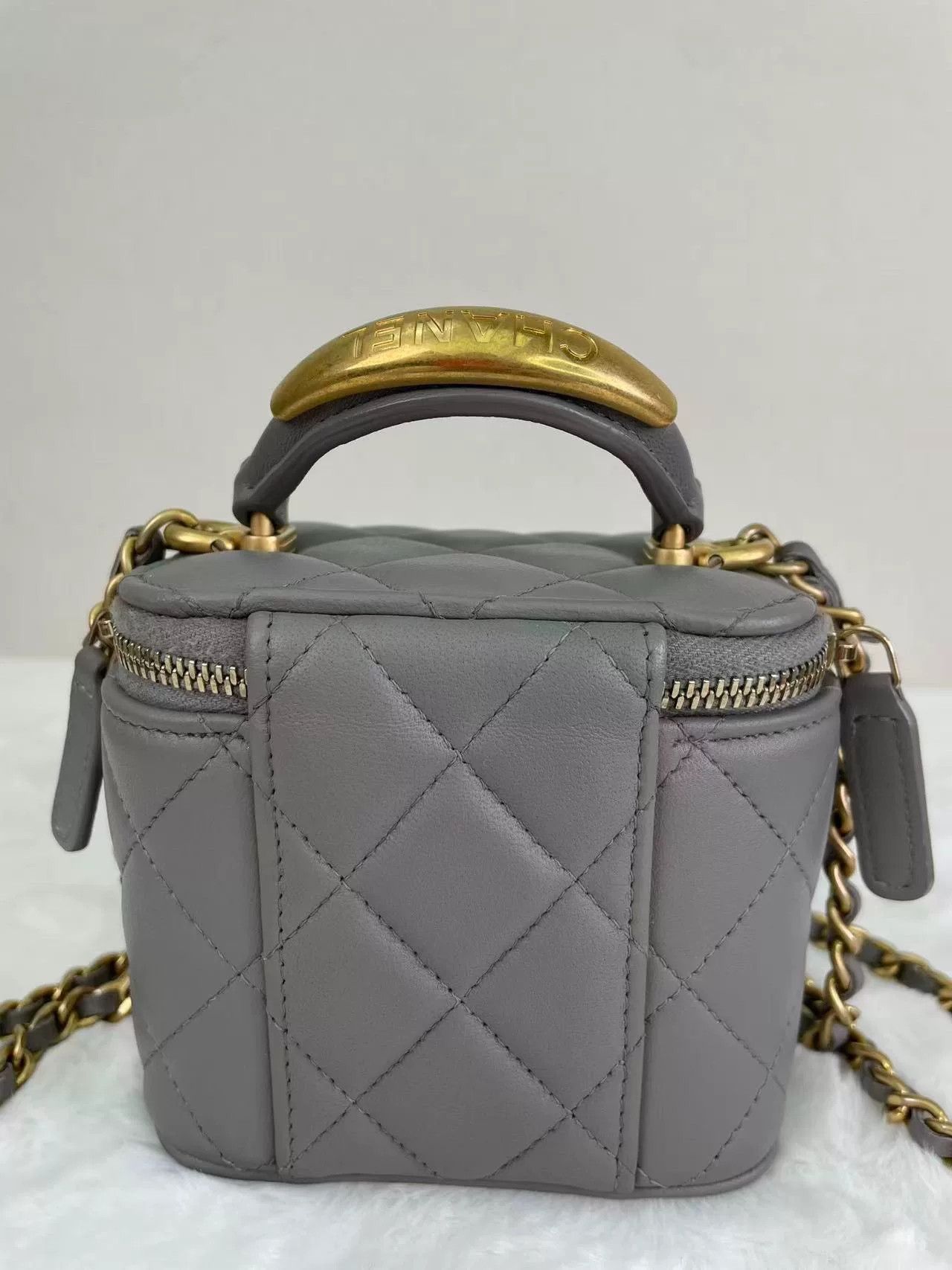 Chanel Pre-loved Bag Very good condition Size ONE SIZE - 4 Thumbnail