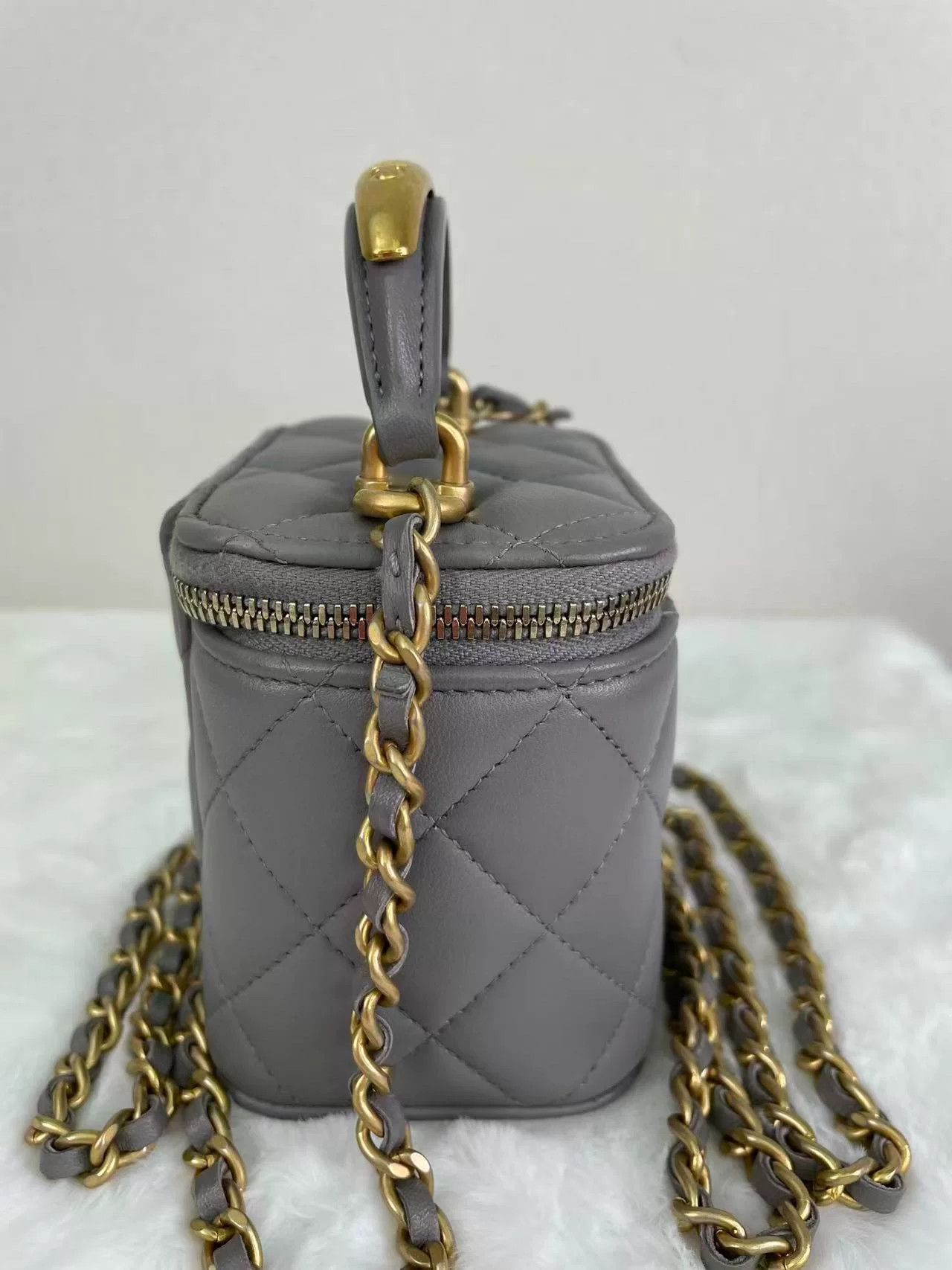 Chanel Pre-loved Bag Very good condition Size ONE SIZE - 3 Thumbnail