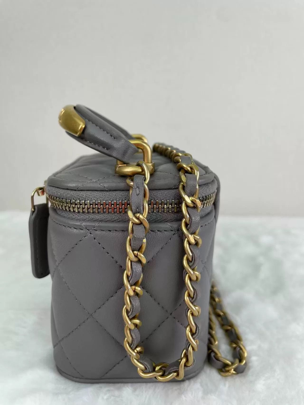 Chanel Pre-loved Bag Very good condition Size ONE SIZE - 8 Thumbnail