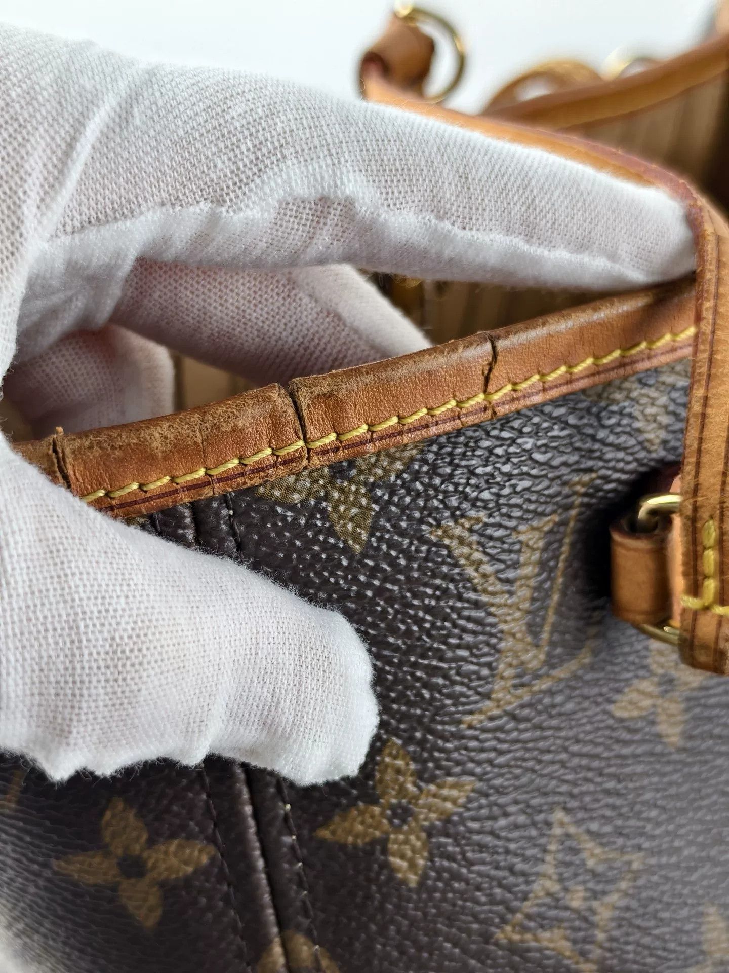Louis Vuitton Pre-loved Bag Very good condition Size ONE SIZE - 6 Thumbnail