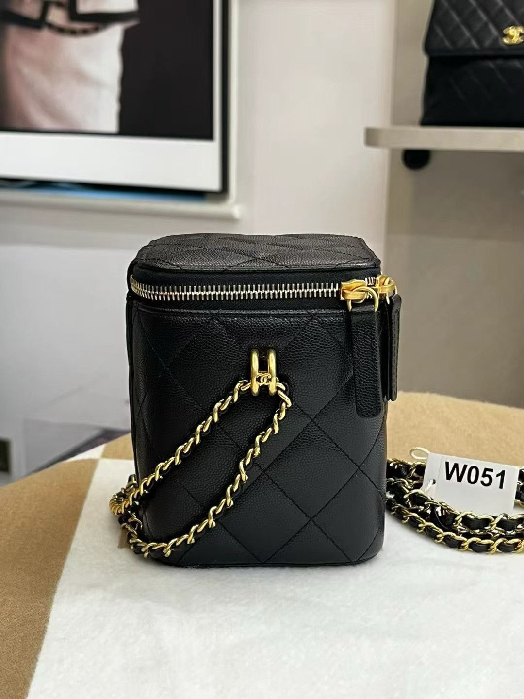 Chanel Pre-loved Bag Very good condition Size ONE SIZE - 3 Thumbnail