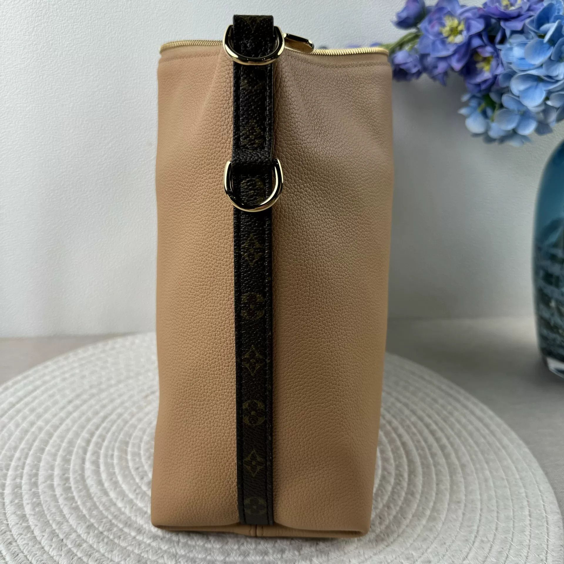 Louis Vuitton Pre-loved Bag Brand new condition Size ONE SIZE - 3 Thumbnail