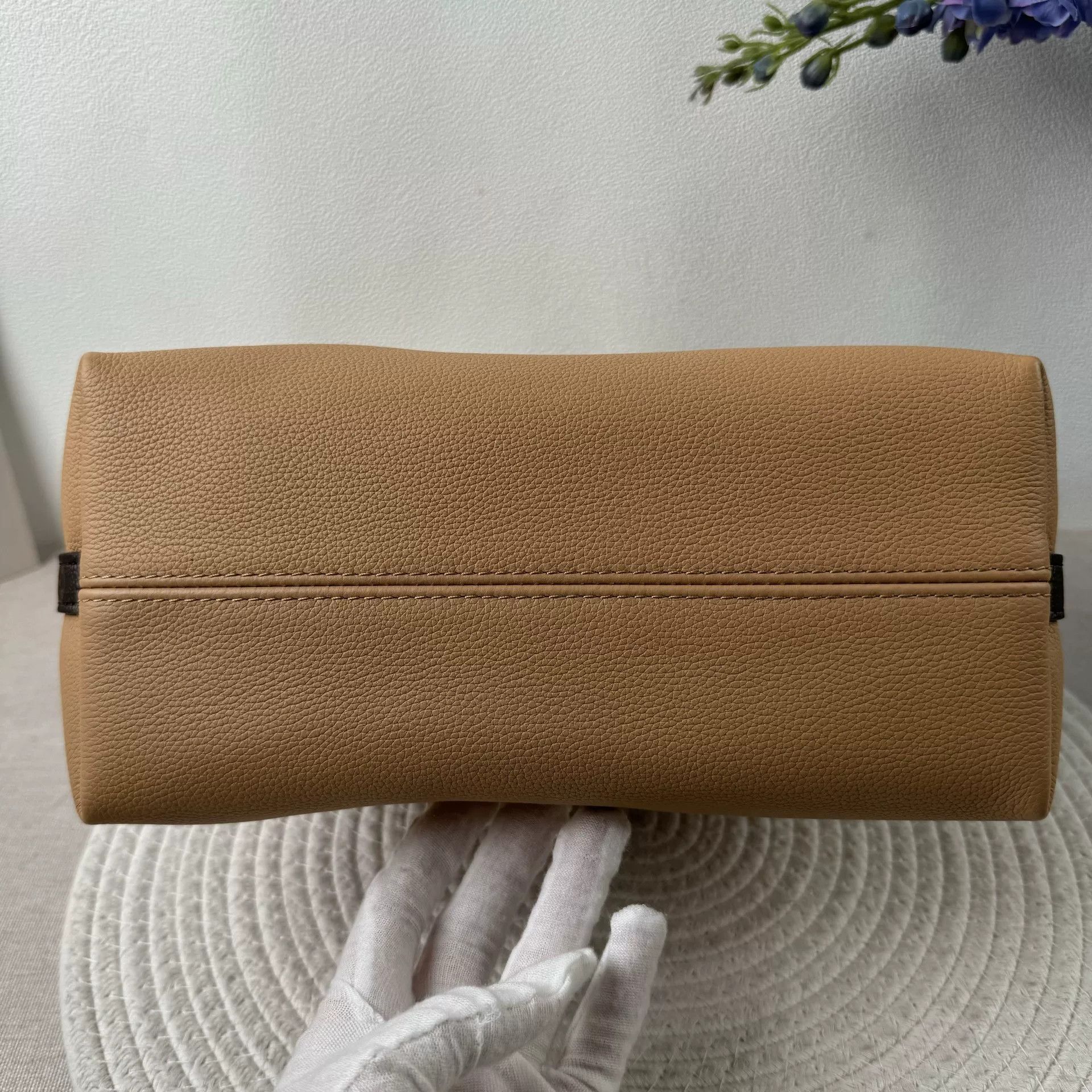 Louis Vuitton Pre-loved Bag Brand new condition Size ONE SIZE - 7 Thumbnail