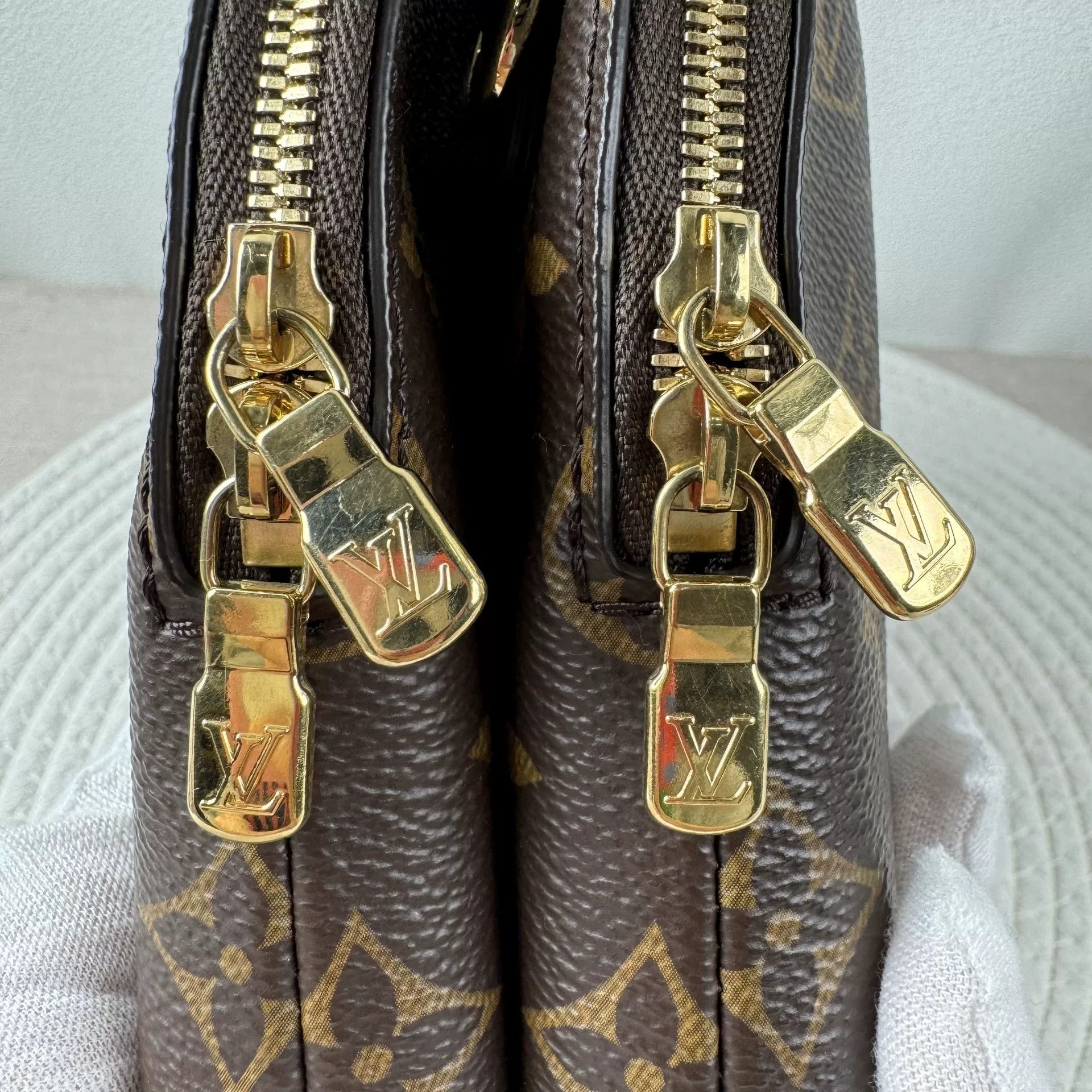 Louis Vuitton Pre-loved Bag Very good condition Size ONE SIZE - 8 Thumbnail