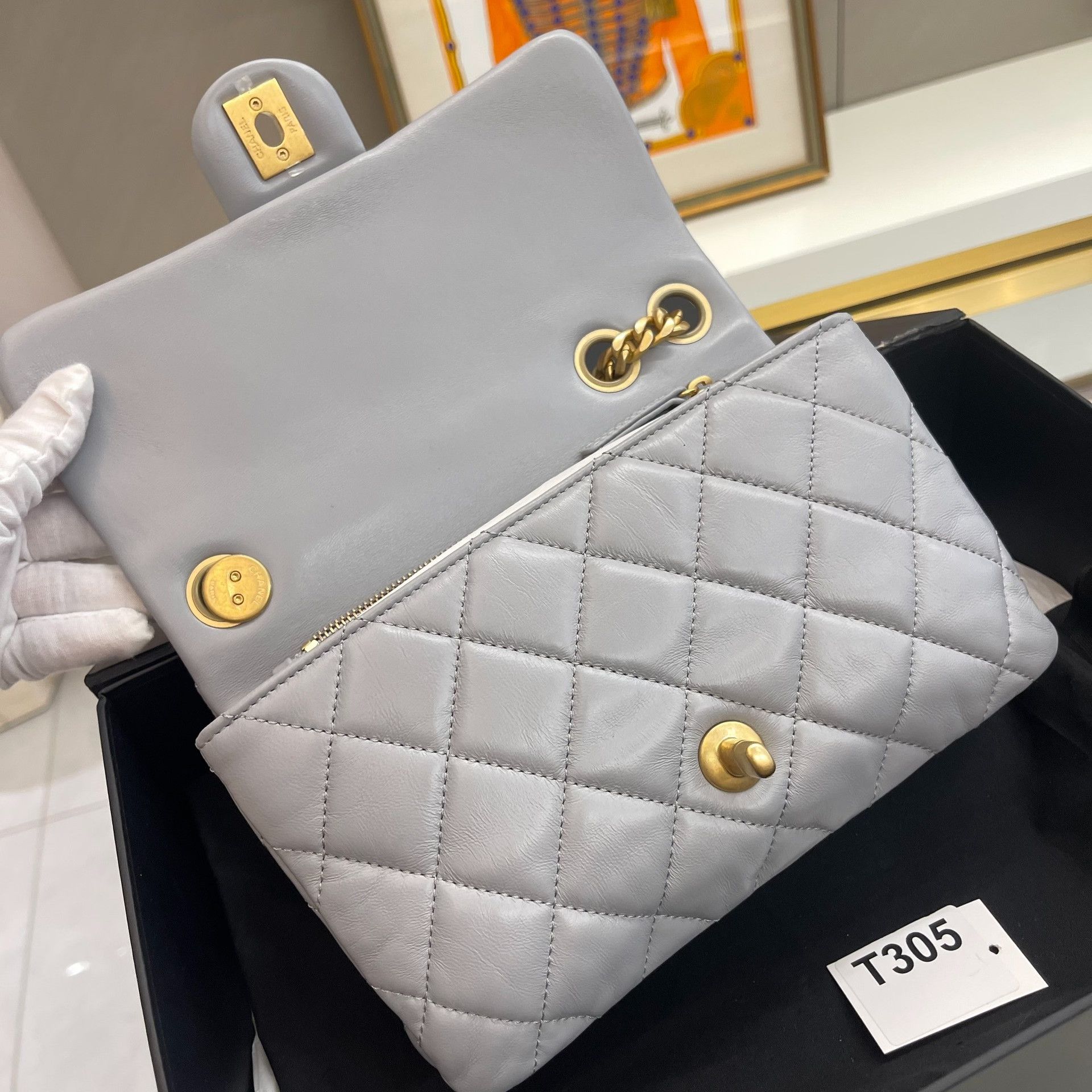 Chanel Pre-loved Bag Very good condition Size ONE SIZE - 7 Thumbnail
