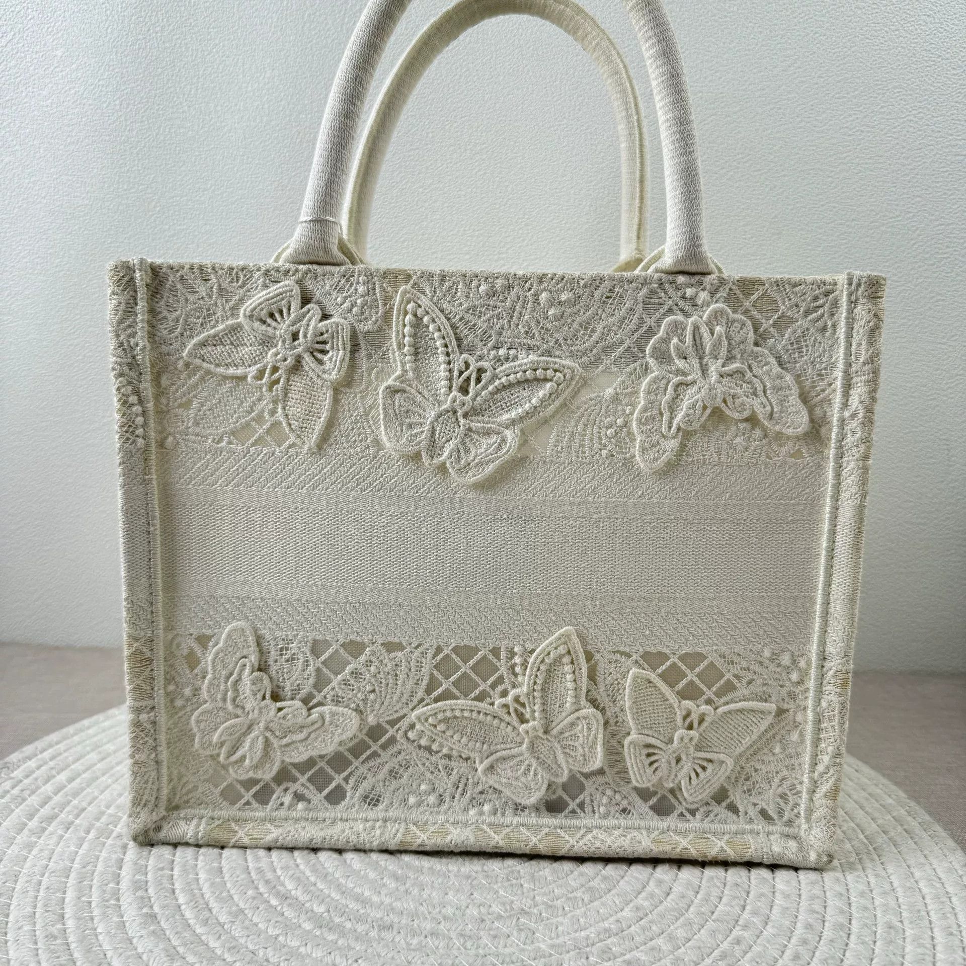 Dior Pre-loved Bag Very good condition Size ONE SIZE - 9 Thumbnail
