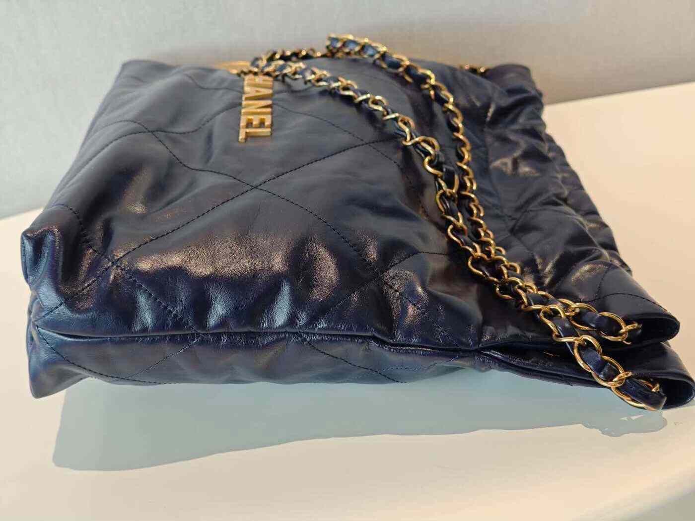 Chanel Pre-loved Bag Very good condition Size ONE SIZE - 3 Thumbnail