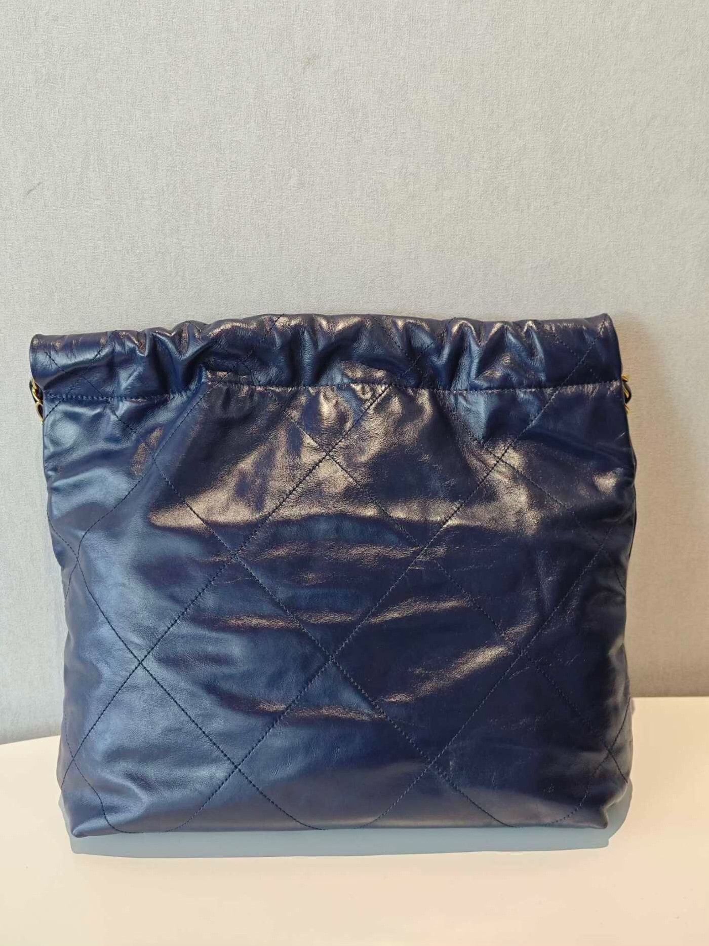 Chanel Pre-loved Bag Very good condition Size ONE SIZE - 2 Thumbnail