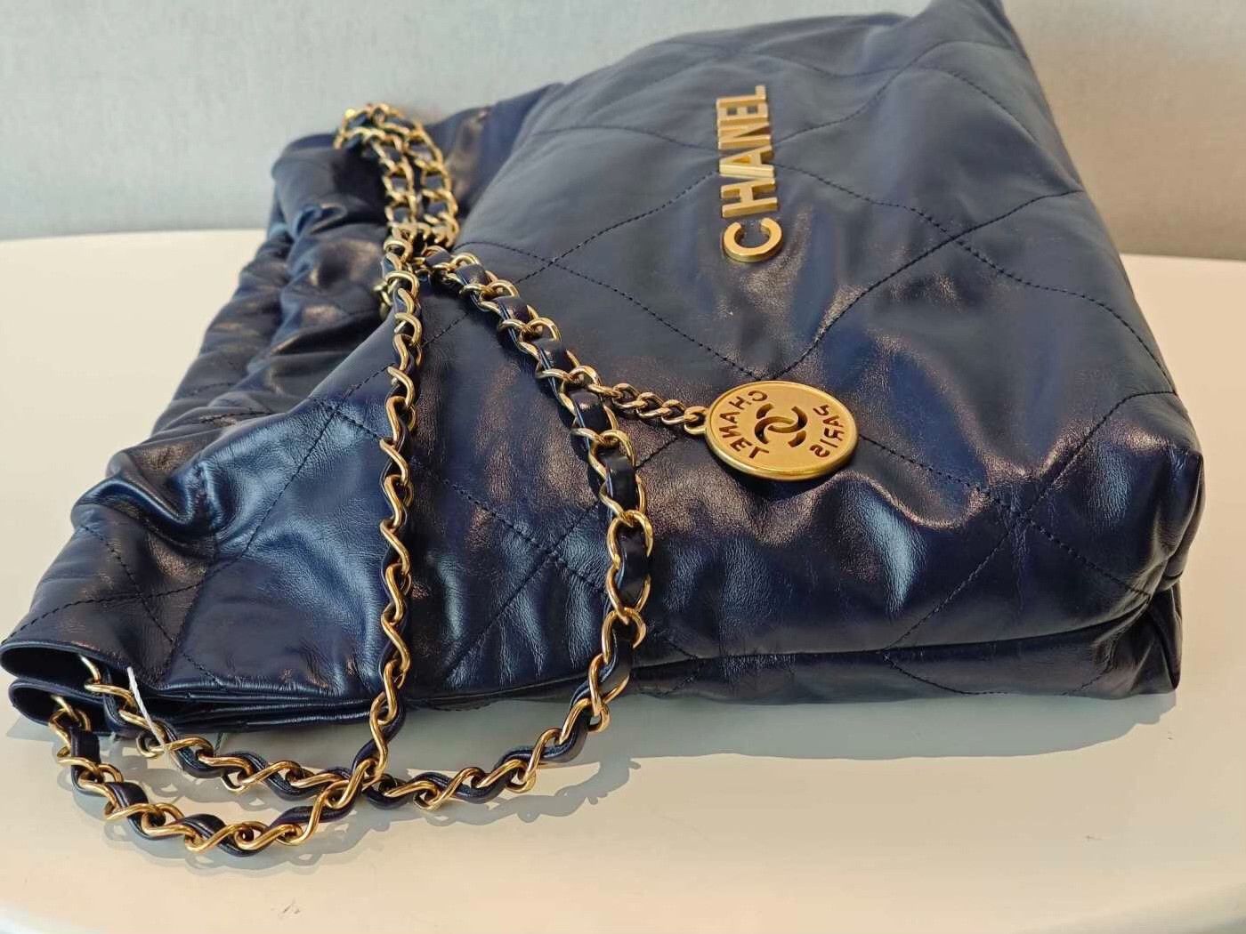 Chanel Pre-loved Bag Very good condition Size ONE SIZE - 4 Thumbnail