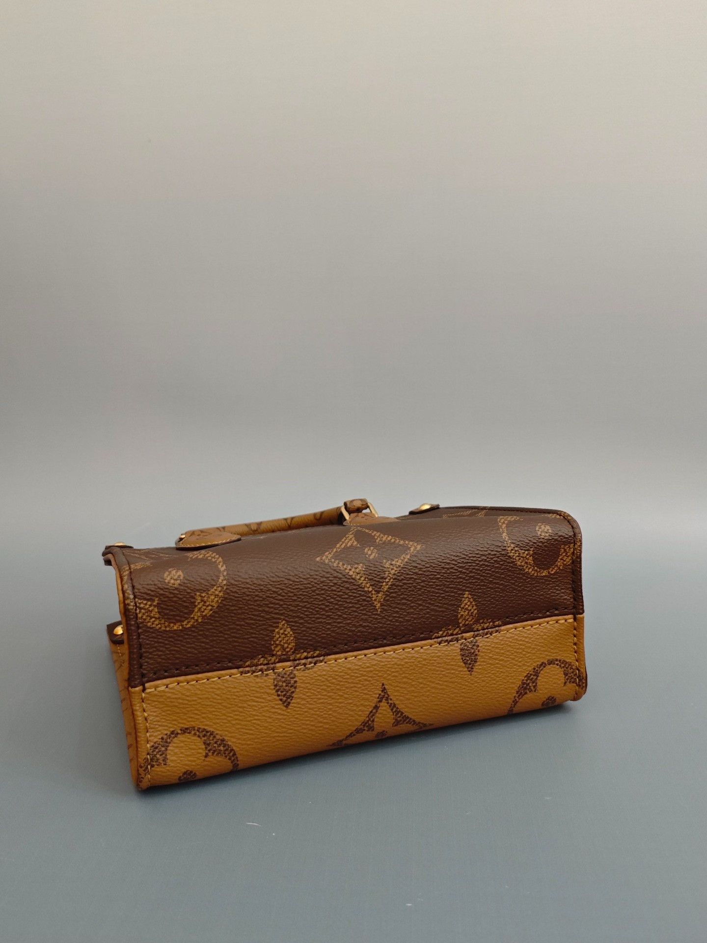 Louis Vuitton Pre-loved Bag Very good condition Size ONE SIZE - 7 Thumbnail