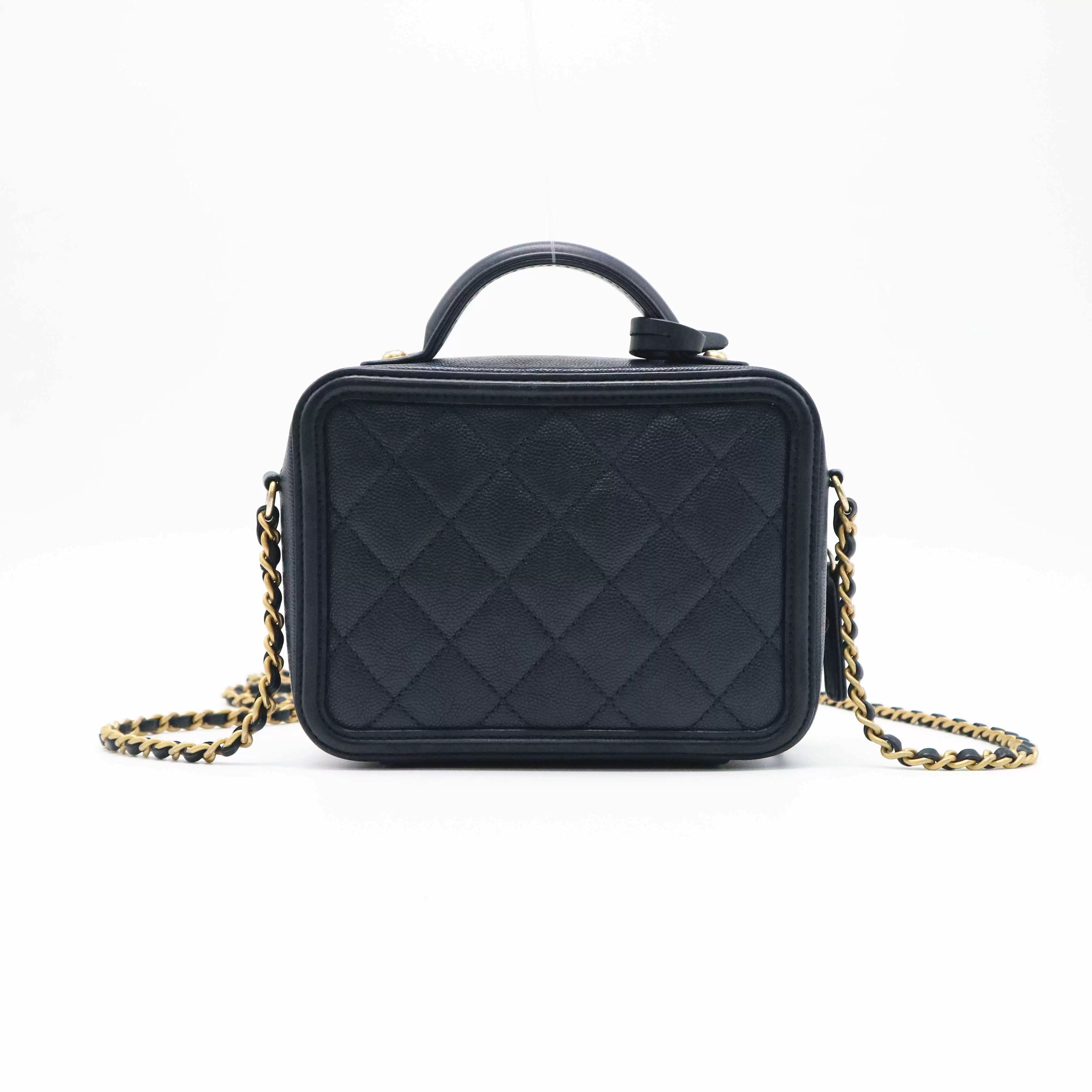 Chanel Pre-loved Bag Very good condition Size ONE SIZE - 3 Thumbnail